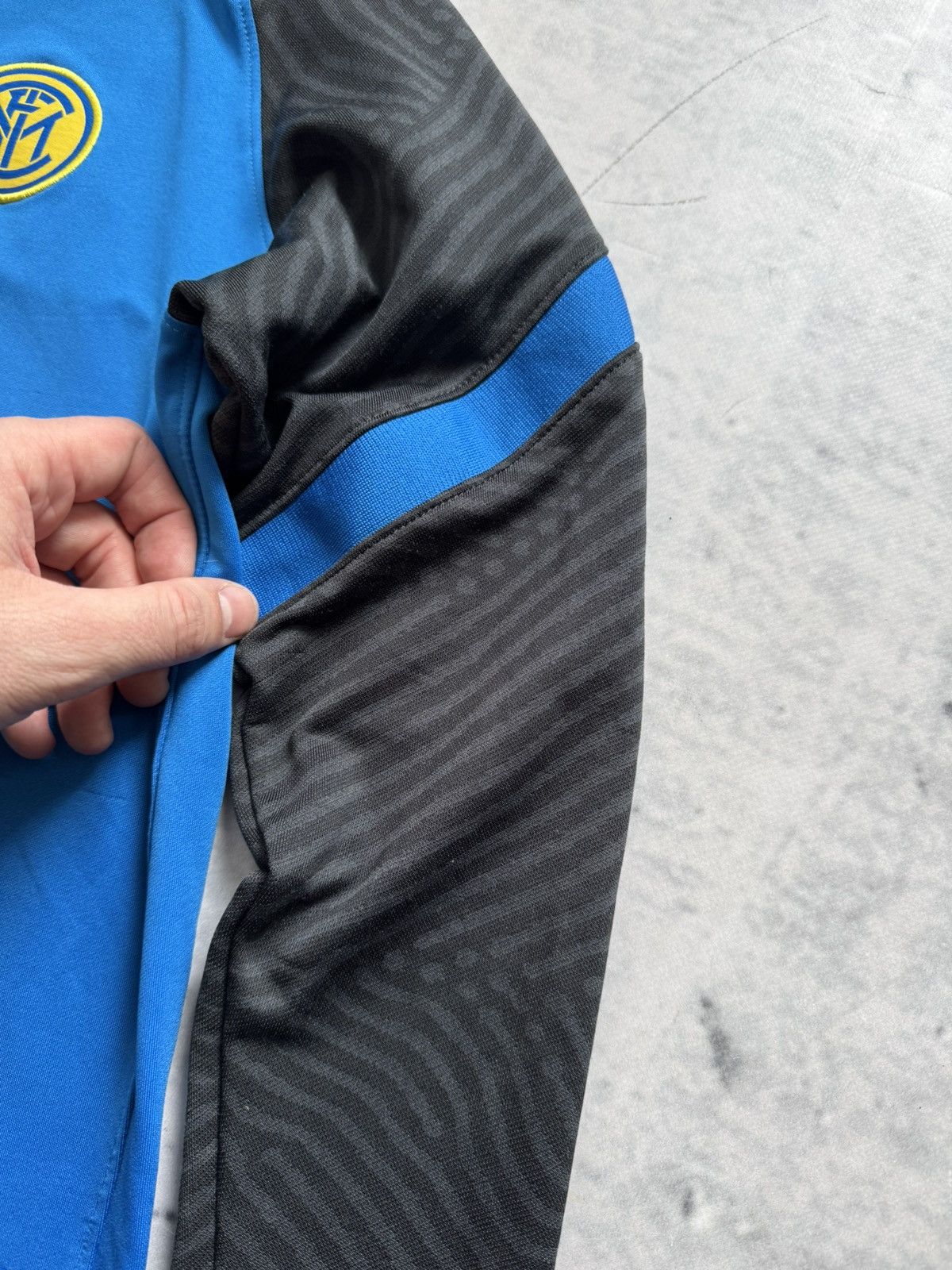 Nike Nike Inter training longsleeve Milan Size US M / EU 48-50 / 2 - 6 Thumbnail