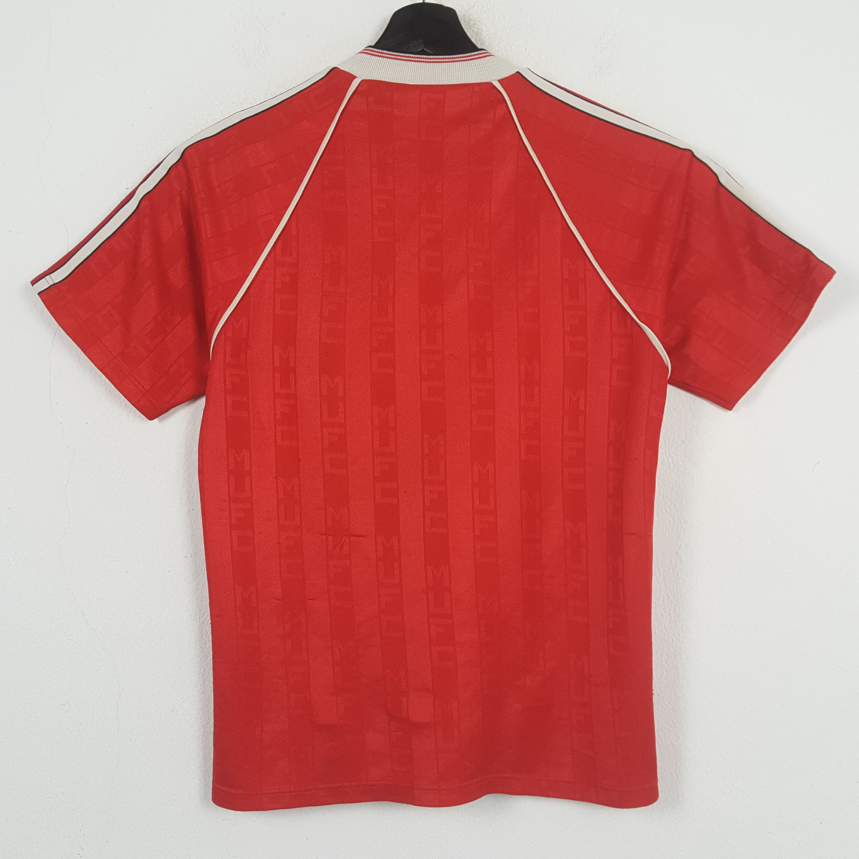 Adidas Vintage Manchester United Adidas Sharp Jersey 32 Size US S / EU 44-46 / 1 - 3 Thumbnail