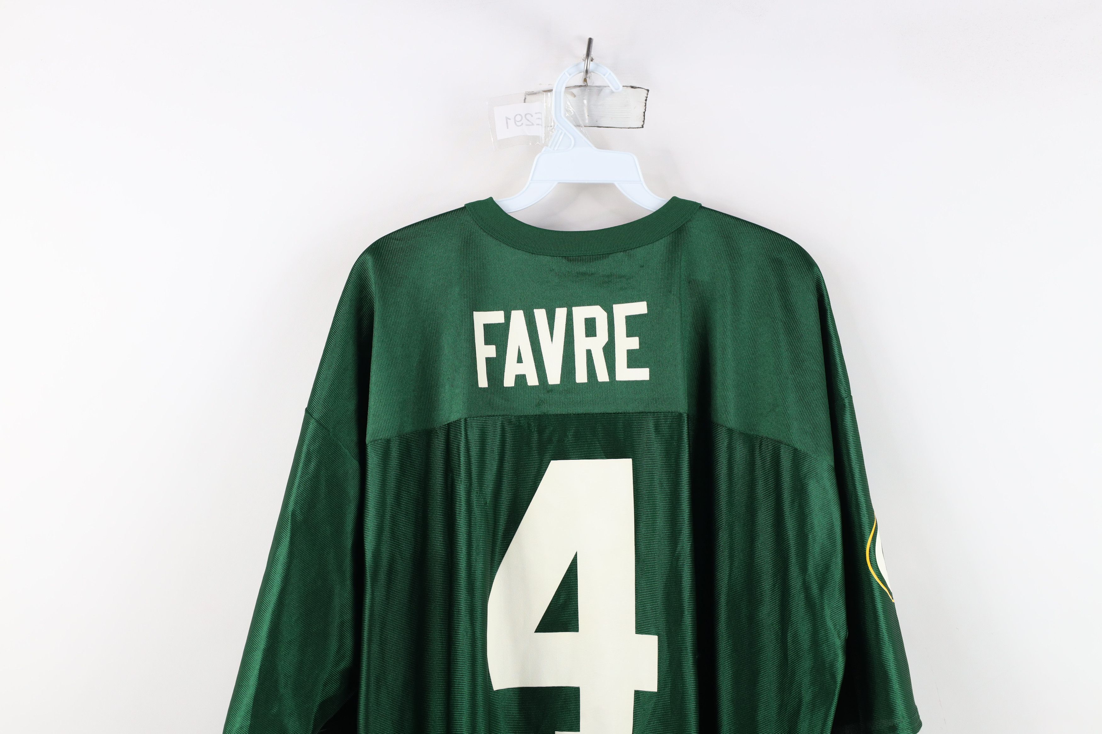 Vintage Vintage 90s Green Bay Packers Football Jersey Green #4 Size US XL / EU 56 / 4 - 14 Thumbnail