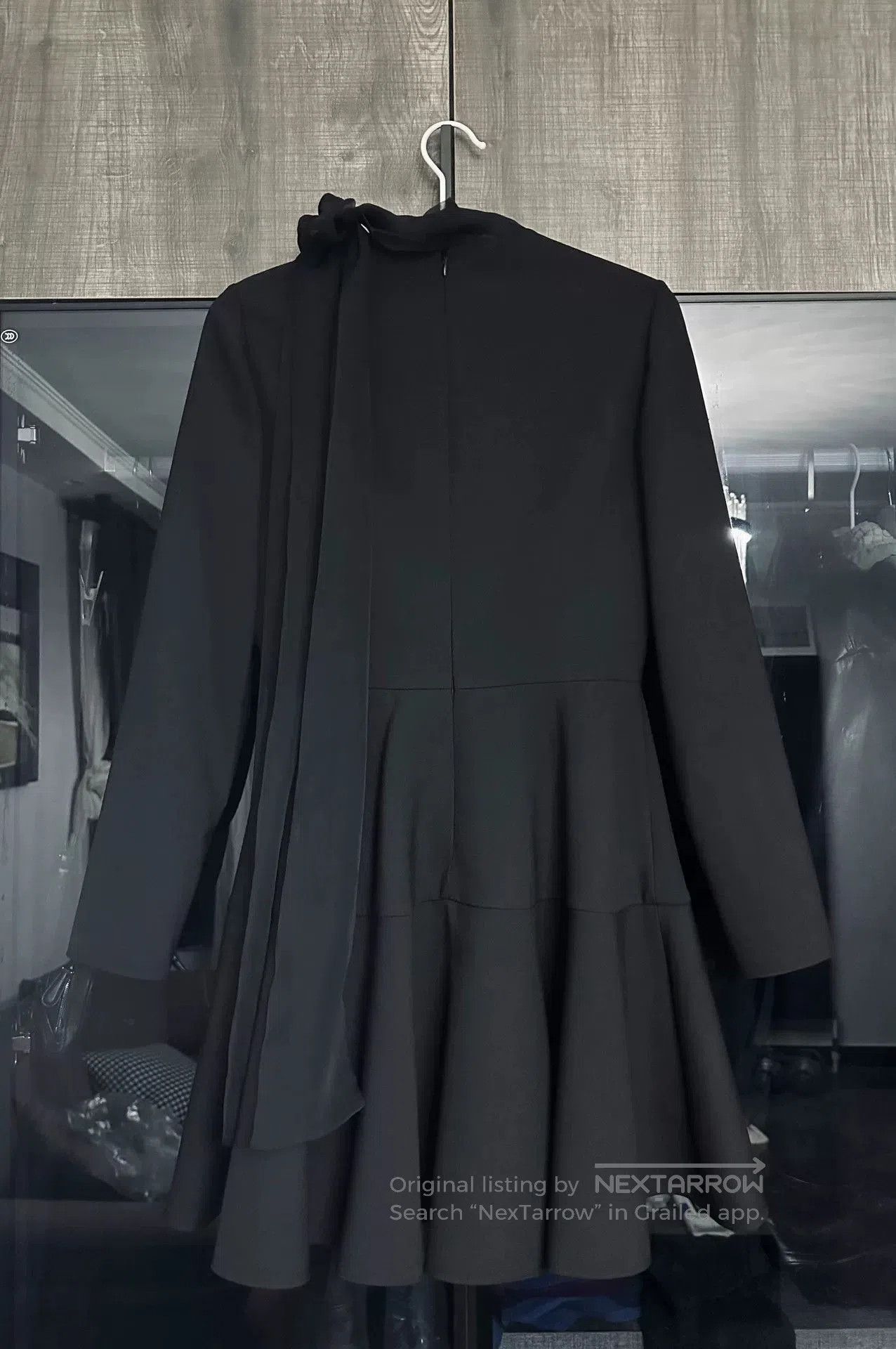 Valentino Valentino Black Wool Silk Dress. Size M / US 6-8 / IT 42-44 - 3 Thumbnail