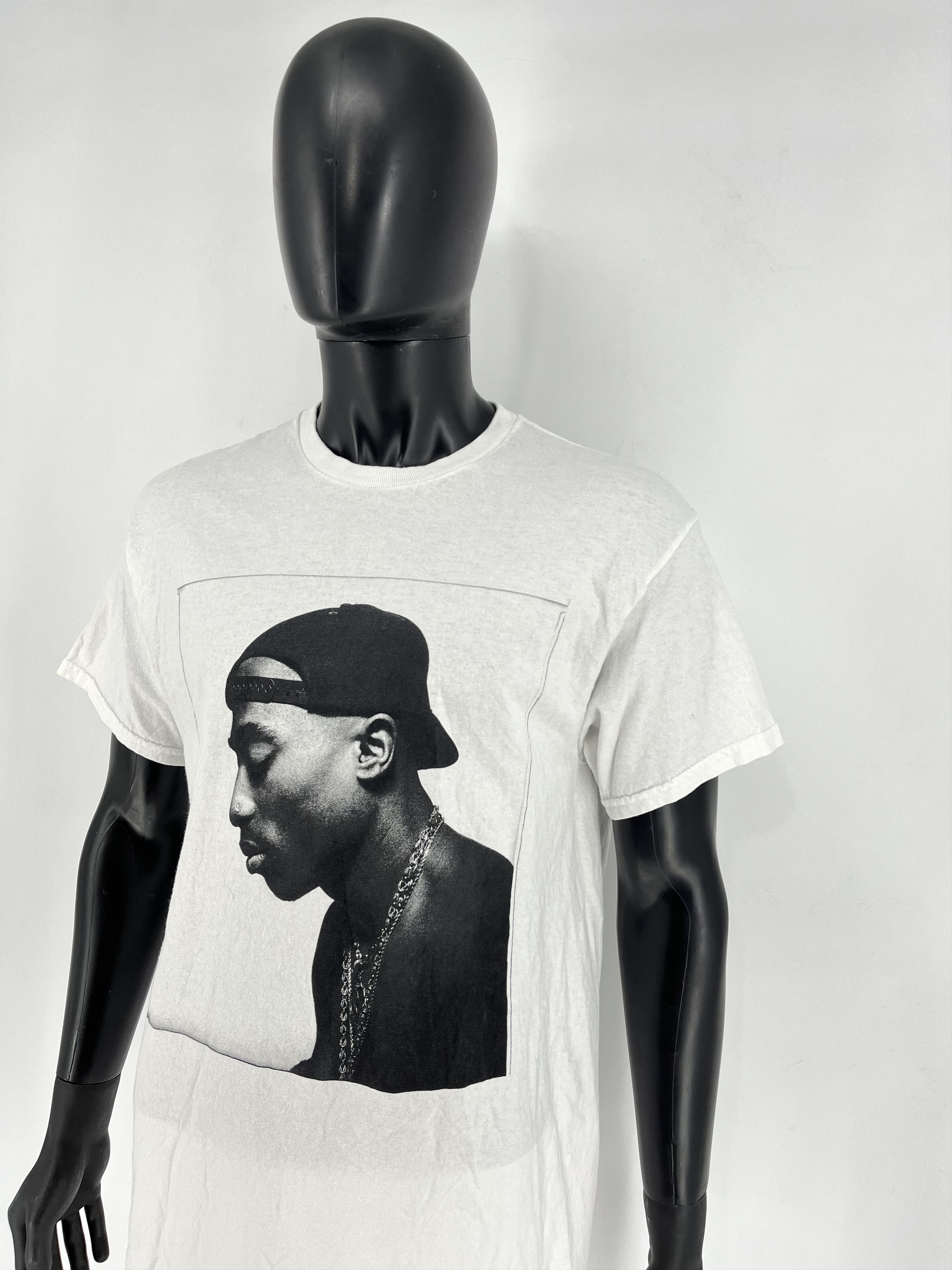 Band Tees Vintage Y2K 2PAC Tupac Shakur HipHop Rap Tee Size M Size US M / EU 48-50 / 2 - 4 Thumbnail