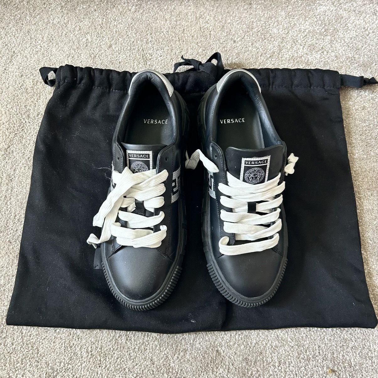 Versace Versace Greca sneakers 🖤🩶 Size US 6.5 / EU 39-40 - 1 Thumbnail