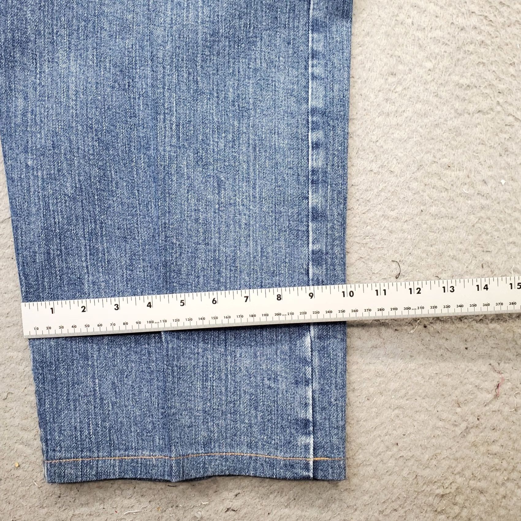 Wrangler VINTAGE Wrangler Straight Leg Jeans Men 48x30 Blue Denim Relaxed Fit Medium Wash Stretch Jeans Mens 48 Jeans Blue Denim Welfare Size US 32 / EU 48 - 5 Thumbnail