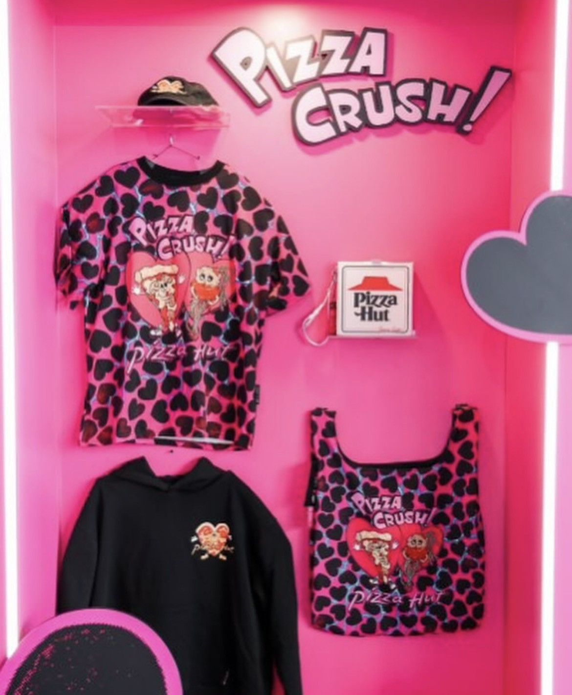 Jeremy Scott Jeremy Scott Heart Shape Box Nirvana Style Pizza Crush Tee Size US L / EU 52-54 / 3 - 20 Thumbnail