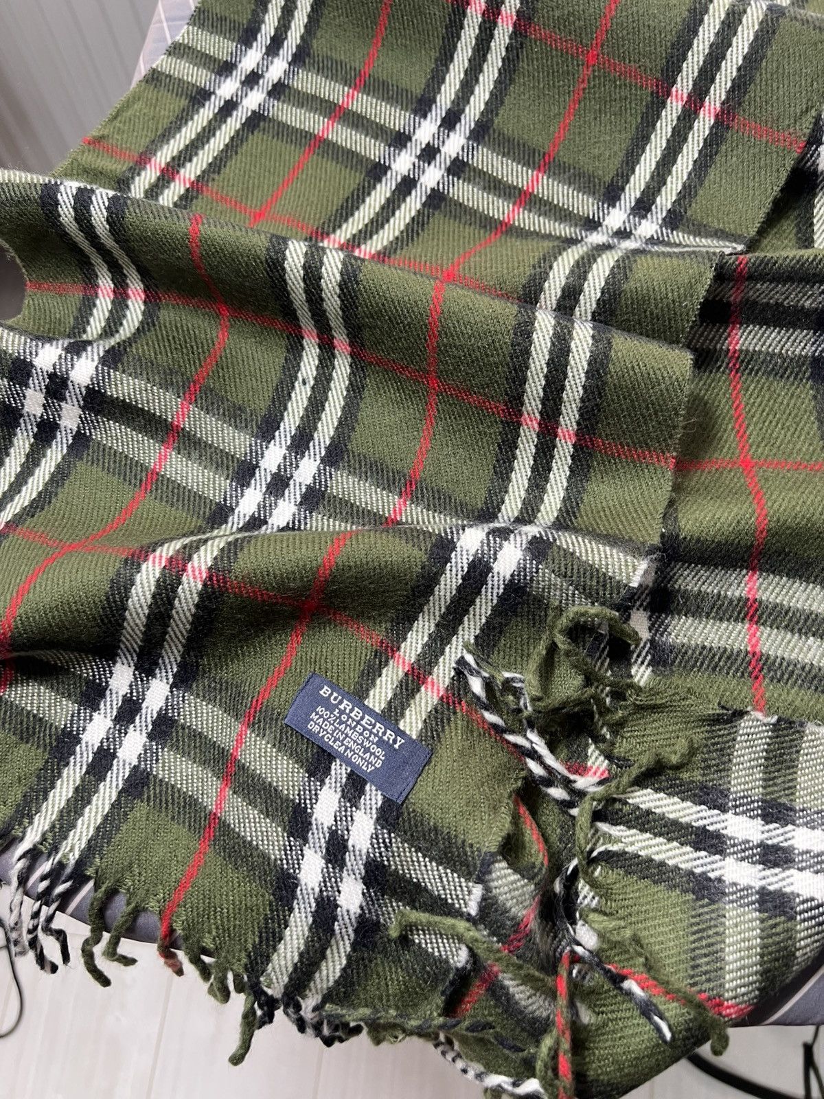 Burberry Burberry Scarf Nova Check Green Lambswool Size ONE SIZE - 3 Thumbnail
