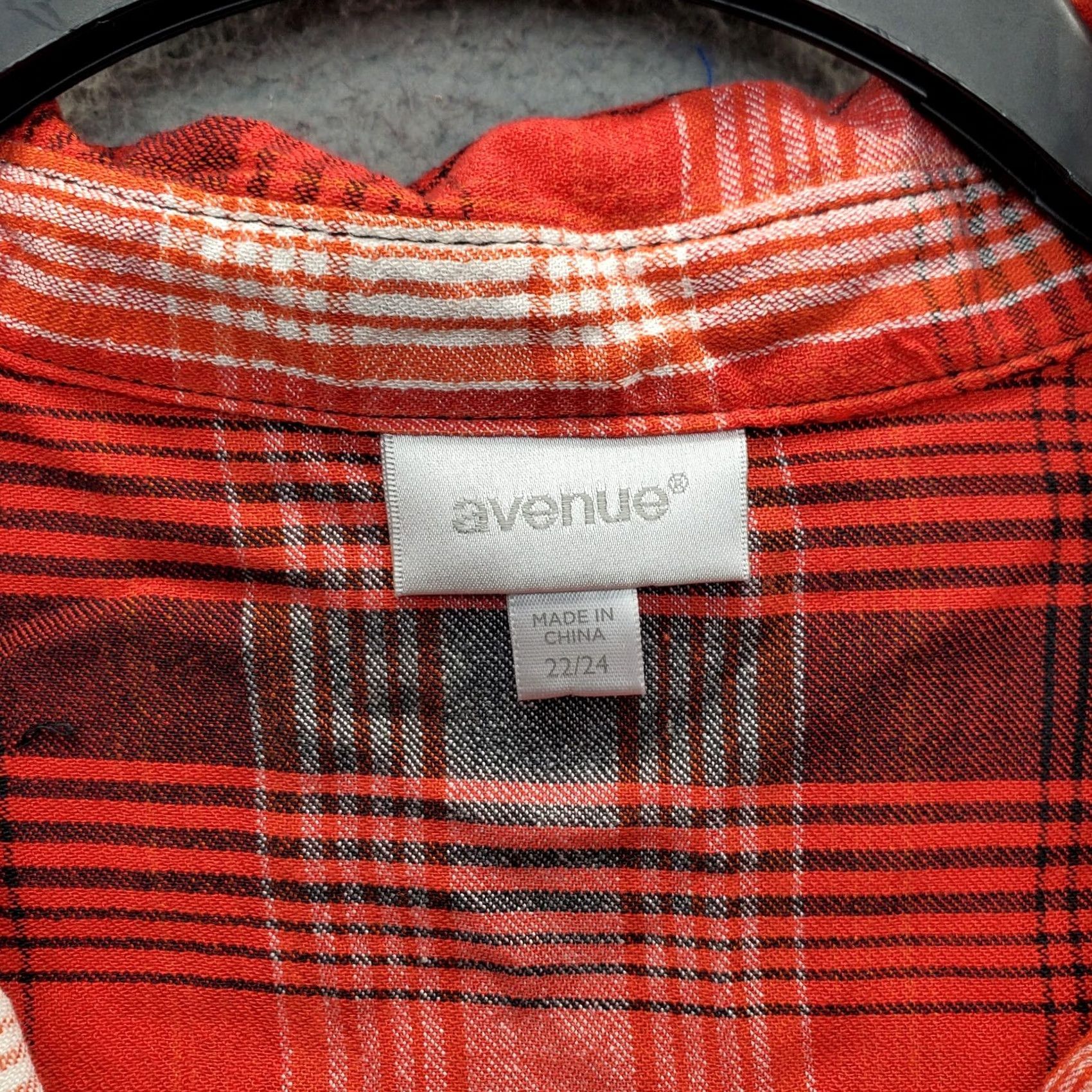 Avenue Avenue Shirt Womens Size 22/24 Multi Plaid Rayon Collared Button Up Long Sleeve Slit Size 3XL / US 20-22 - 4 Thumbnail