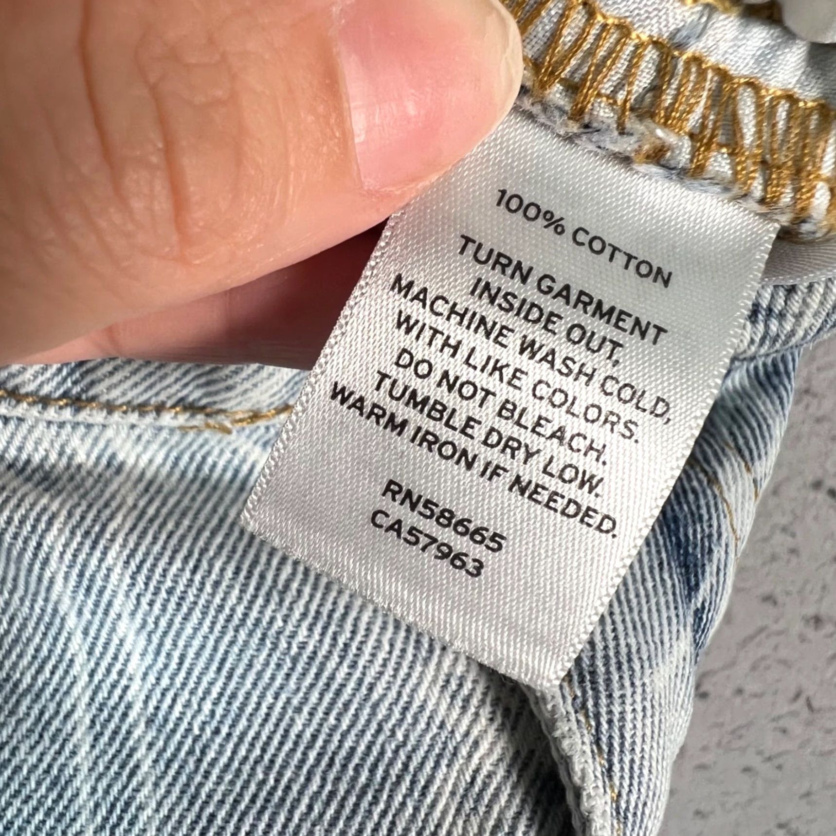 Nordstrom Nordstrom By Cristina Martinez Floral Print High-Waisted Light Wash Denim Jeans Womens 10 Blue Straight Cotton Rise High Inseam 29 Pants Size 32" / US 10 / IT 46 - 4 Thumbnail