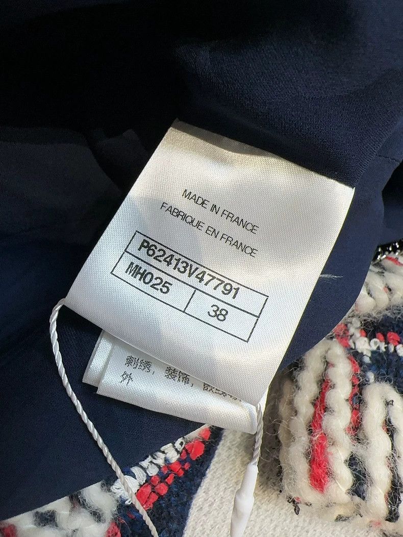 Chanel Chanel 19k Snow Red Blue Plaid Jacket Size L / US 10 / IT 46 - 5 Thumbnail