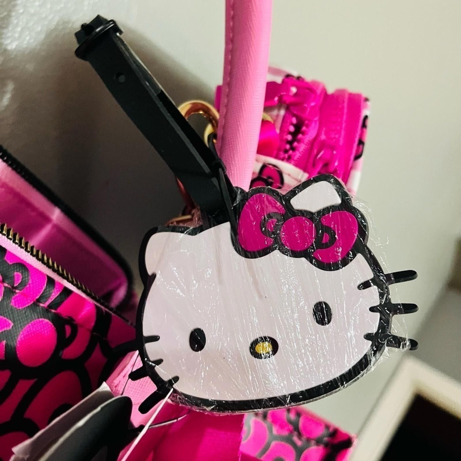 Designer Hello Kitty Sanrio Travel Tote Crossbody Bag Luggage 3 Piece Size ONE SIZE - 4 Thumbnail