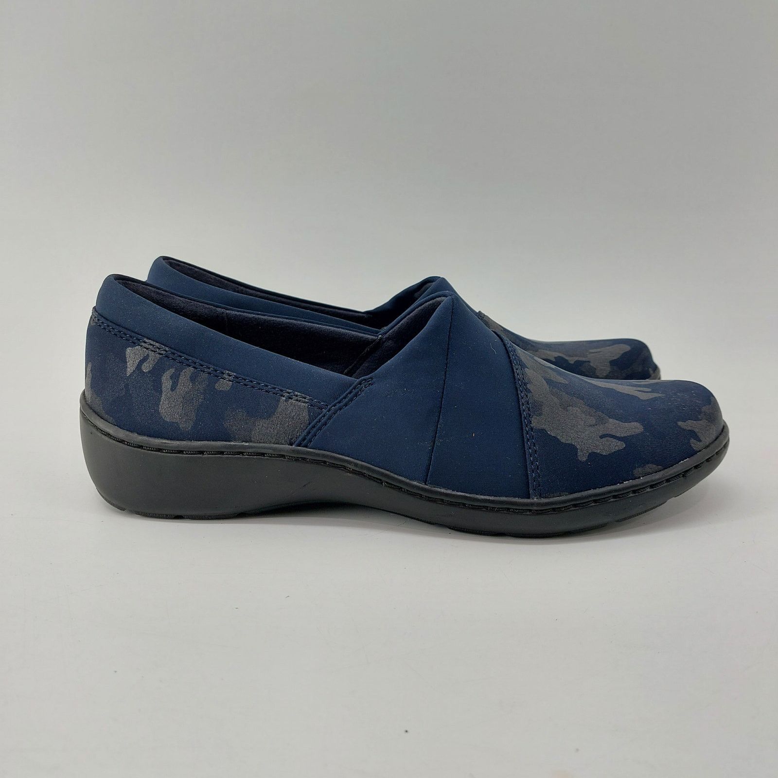 Clarks Clarks Cora Heather Interest Camo Navy Blue Loafers Size 8 Size US 8 / IT 38 - 8 Thumbnail