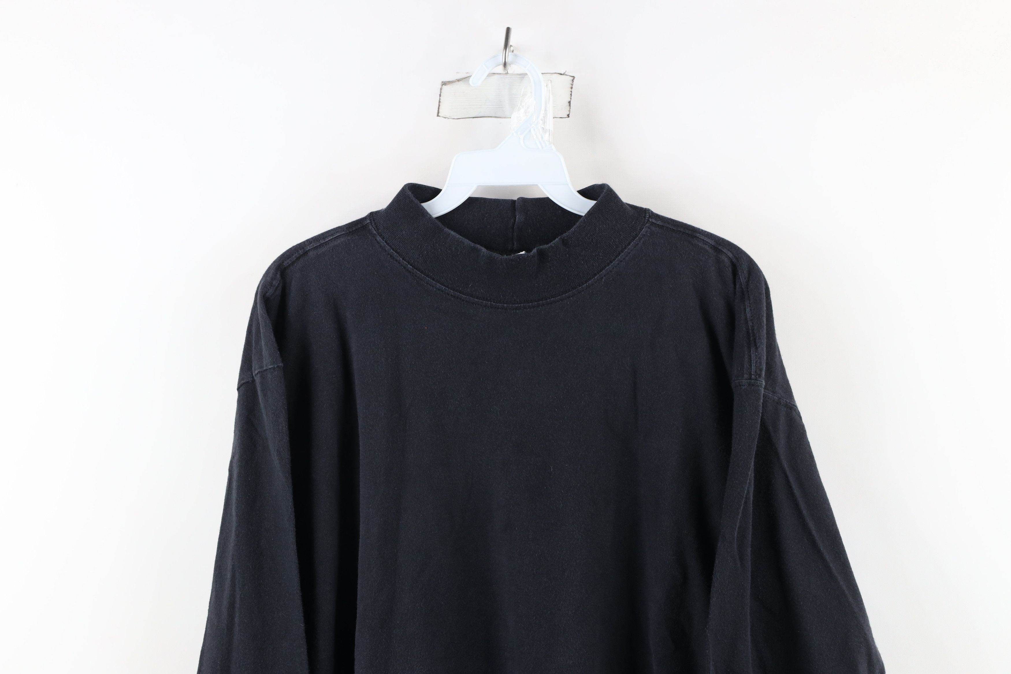 Vintage Vintage 90s Streetwear Mock Neck Long Sleeve T-Shirt Black Size US L / EU 52-54 / 3 - 2 Thumbnail
