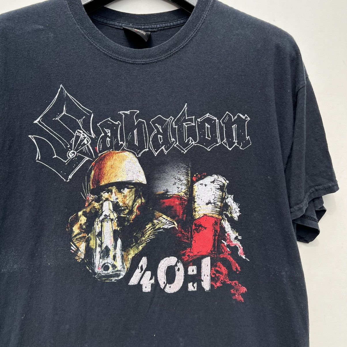 Band Tees × Vintage SABATON T-shirt Promo 2008 Always Remember A Fallen Soldier Size US XL / EU 56 / 4 - 2 Thumbnail