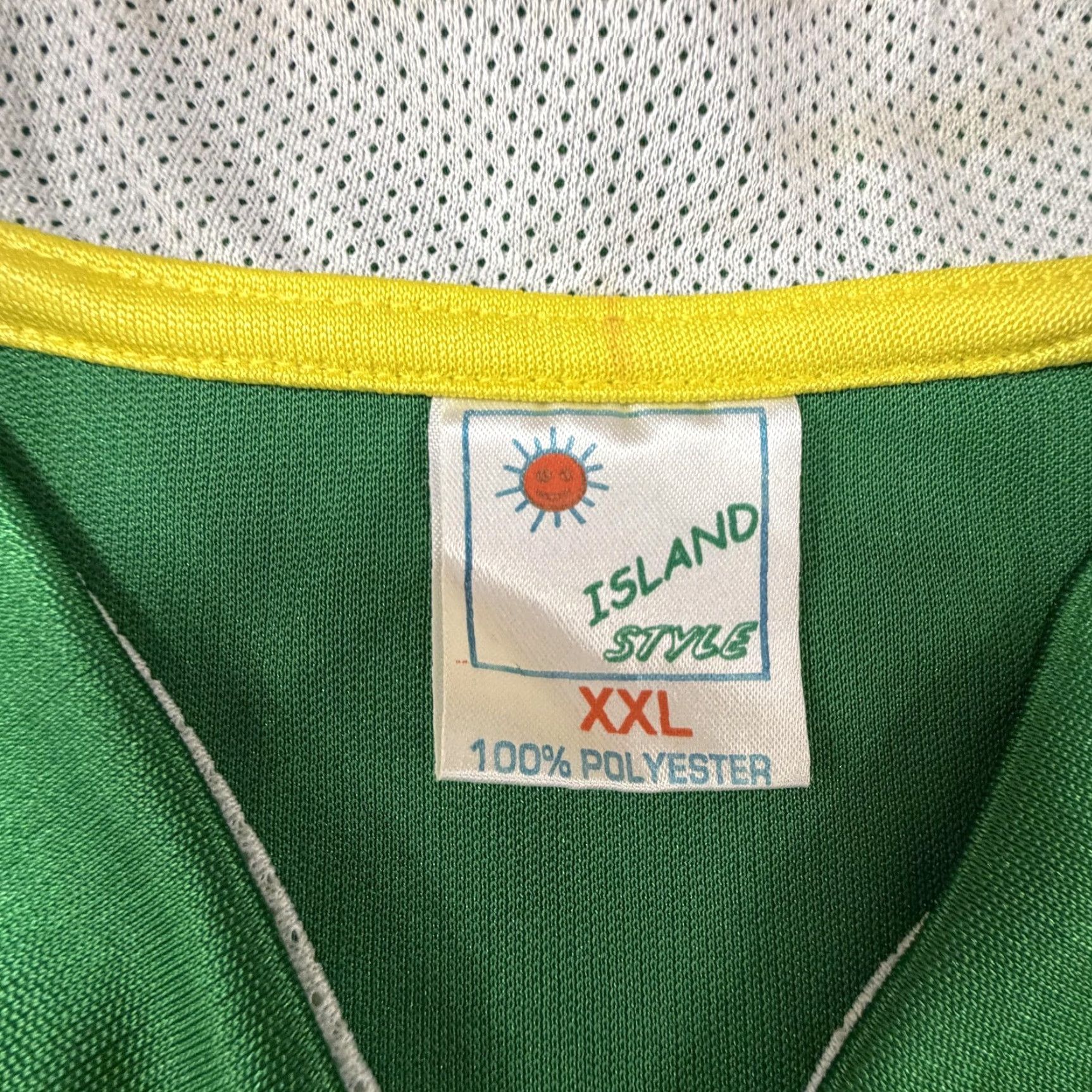 Vintage Jamaica Jersey Mens 2XL Green Embroidered Flag Raglan V-Neck Island Style Shirt Boys? Size US XXL / EU 58 / 5 - 5 Thumbnail
