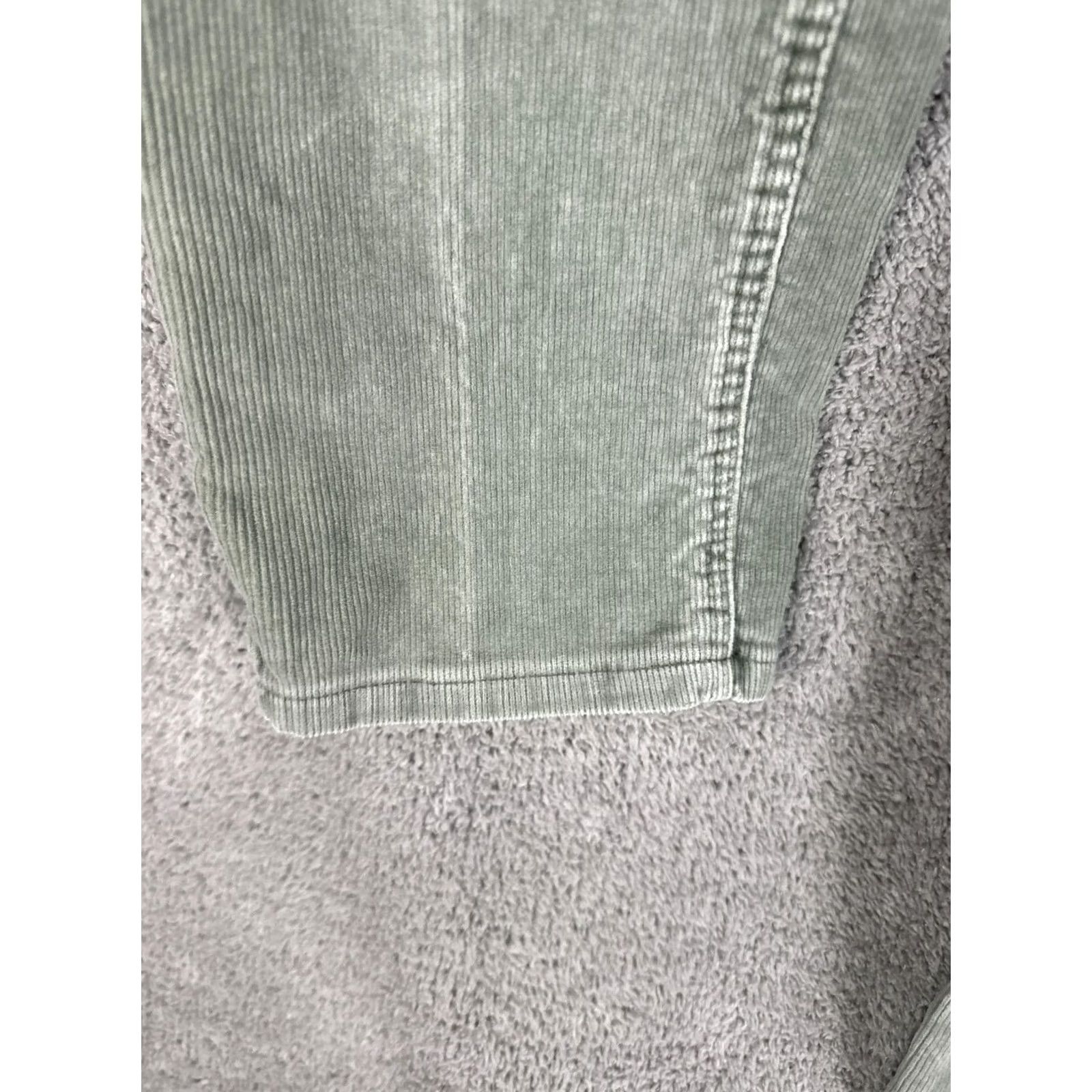 Quiksilver Quiksilver Pants Mens 29 Green Corduroy Straight Tapered Five-Pocket Casual Slim Fit 30in Inseam Mens Size US 29 - 6 Thumbnail