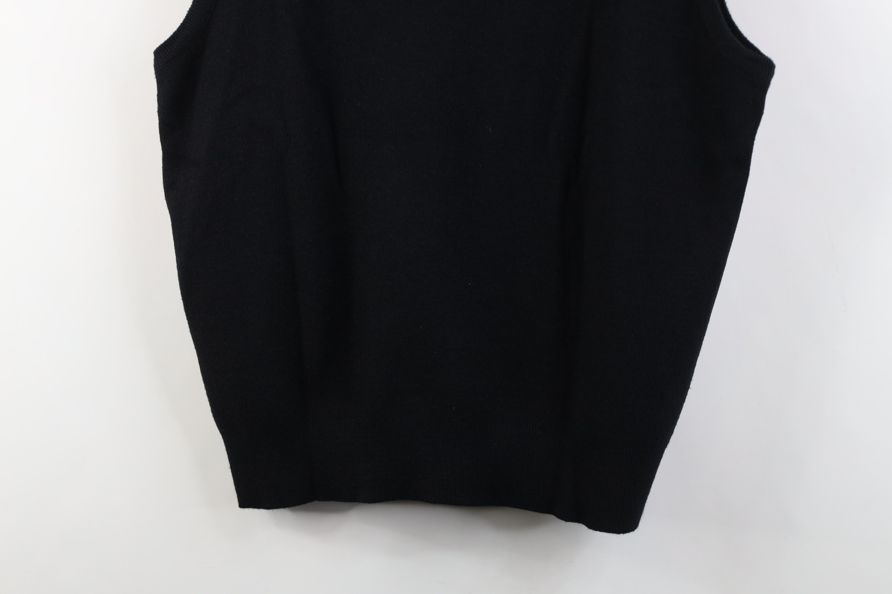 Vintage Vintage 90s Streetwear Knit V-Neck Sweater Vest Black USA Size US L / EU 52-54 / 3 - 9 Thumbnail