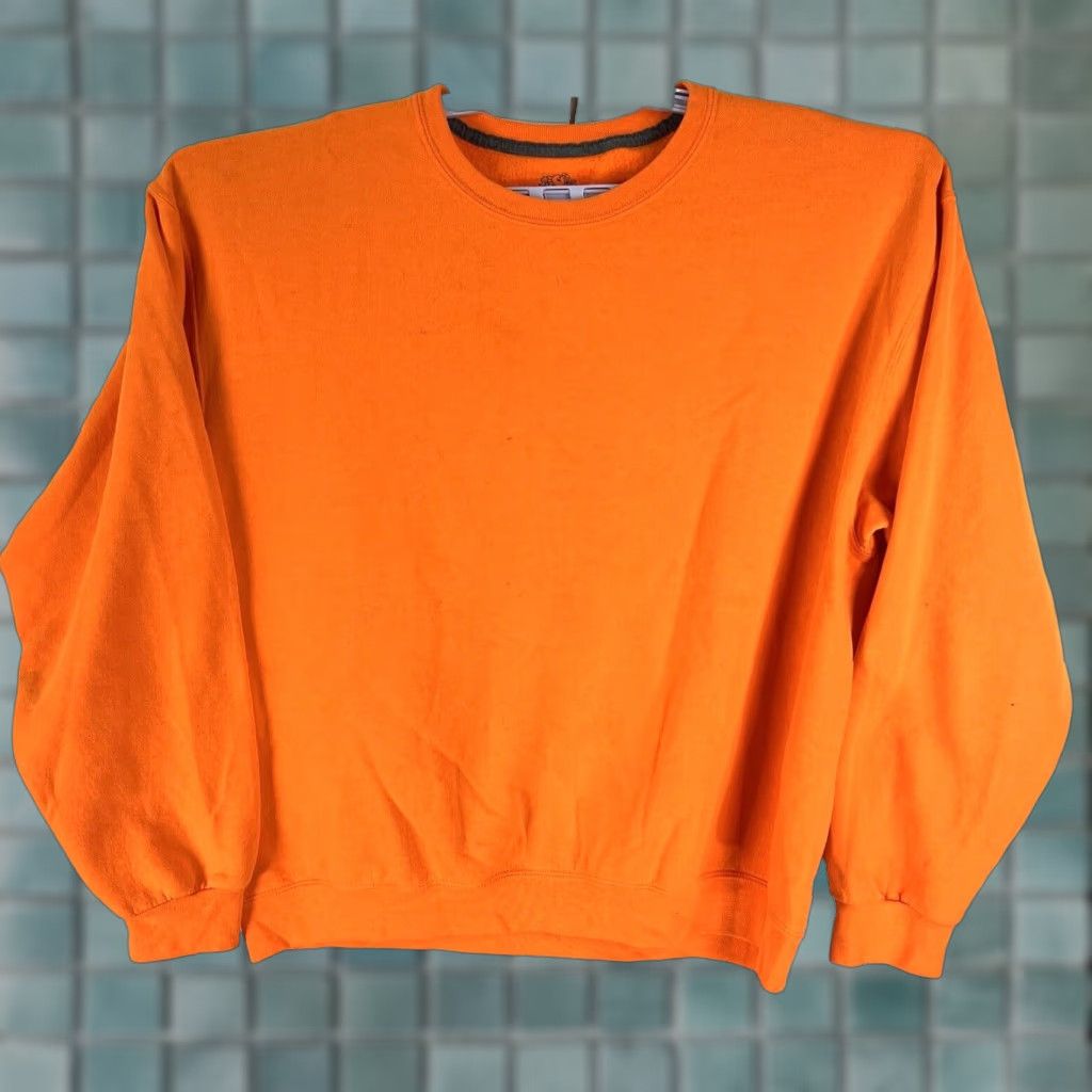 Fruit Of The Loom Blaze Orange Sweatshirt Mens XL Fruit of the Loom Crew Neck Long Sleeve Classic Hunting Size US XL / EU 56 / 4 - 1 Thumbnail