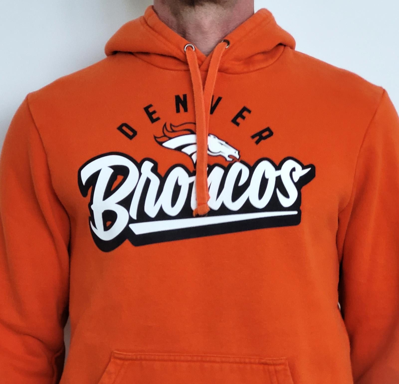 NFL Denver Broncos Men’s M Orange Pullover Official NFL Hoodie Size US M / EU 48-50 / 2 - 2 Thumbnail