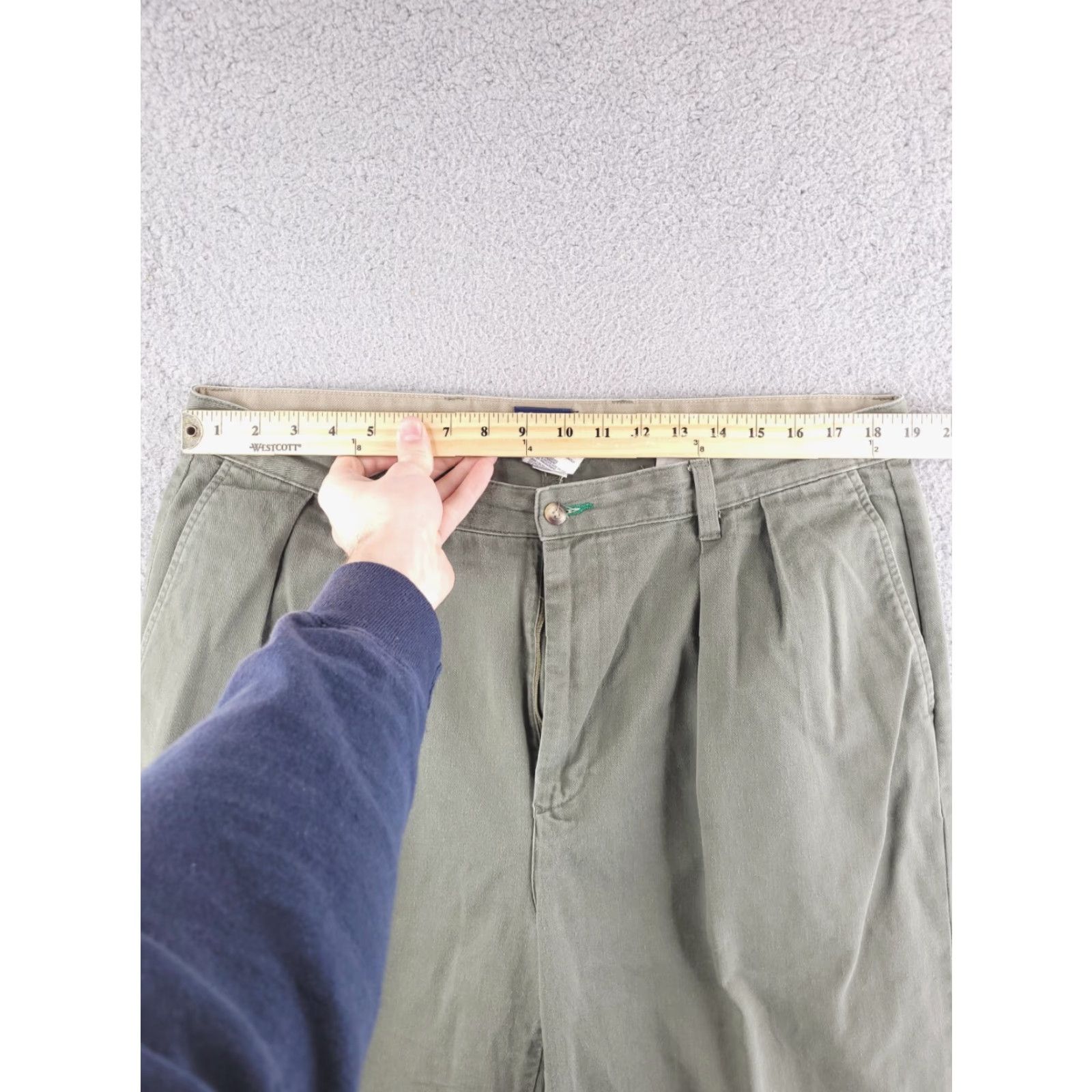 Tommy Hilfiger VINTAGE Tommy Hilfiger Pants Mens 38x32 Green Relaxed Pleated Chino Regular Men Girls? Size US 38 / EU 54 - 7 Thumbnail