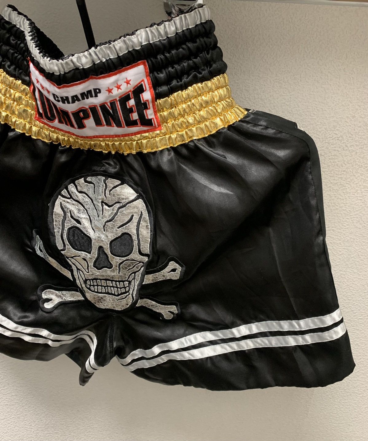 Sports Specialties Muay Thai black shorts skull champ lumpinee Xl 36 mma ufc Size US 36 / EU 52 - 8 Thumbnail