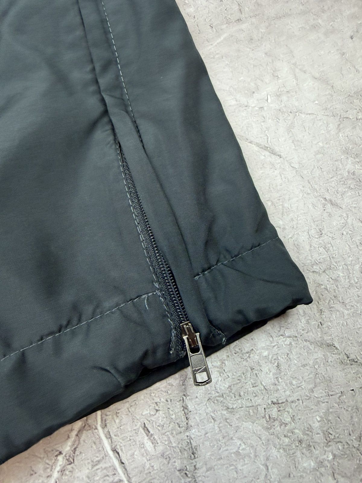 Japanese Brand Nike Vintage Pants Baggy Sweatpants Drill Japanese Hype Y2K Size US 30 / EU 46 - 15 Thumbnail