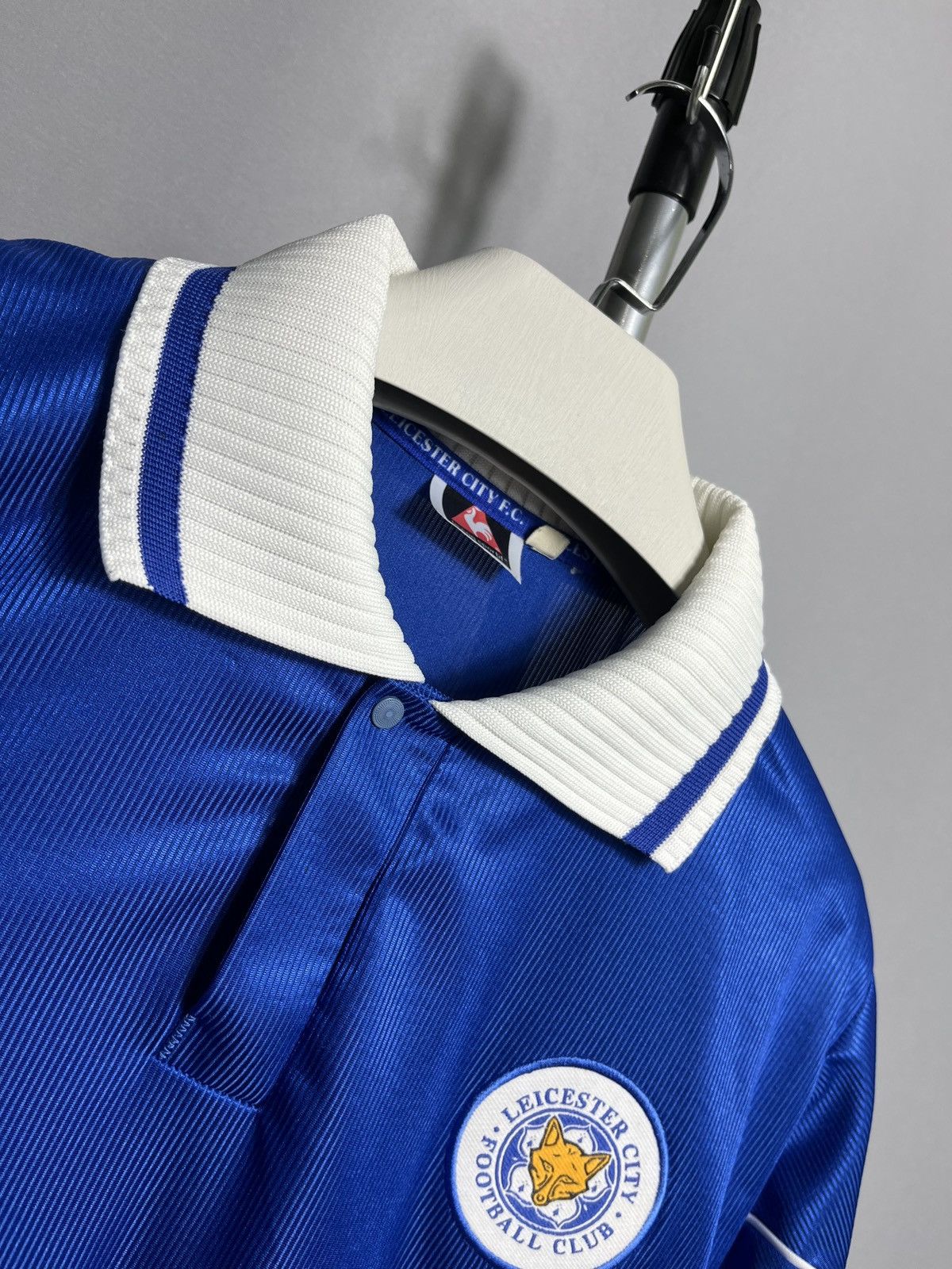 Le Coq Sportif 2001 - 2002 Leicester City home blue shirt mens jersey Size US M / EU 48-50 / 2 - 3 Thumbnail