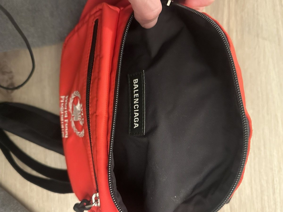Balenciaga World Food Programme Fanny Pack Size ONE SIZE - 5 Thumbnail