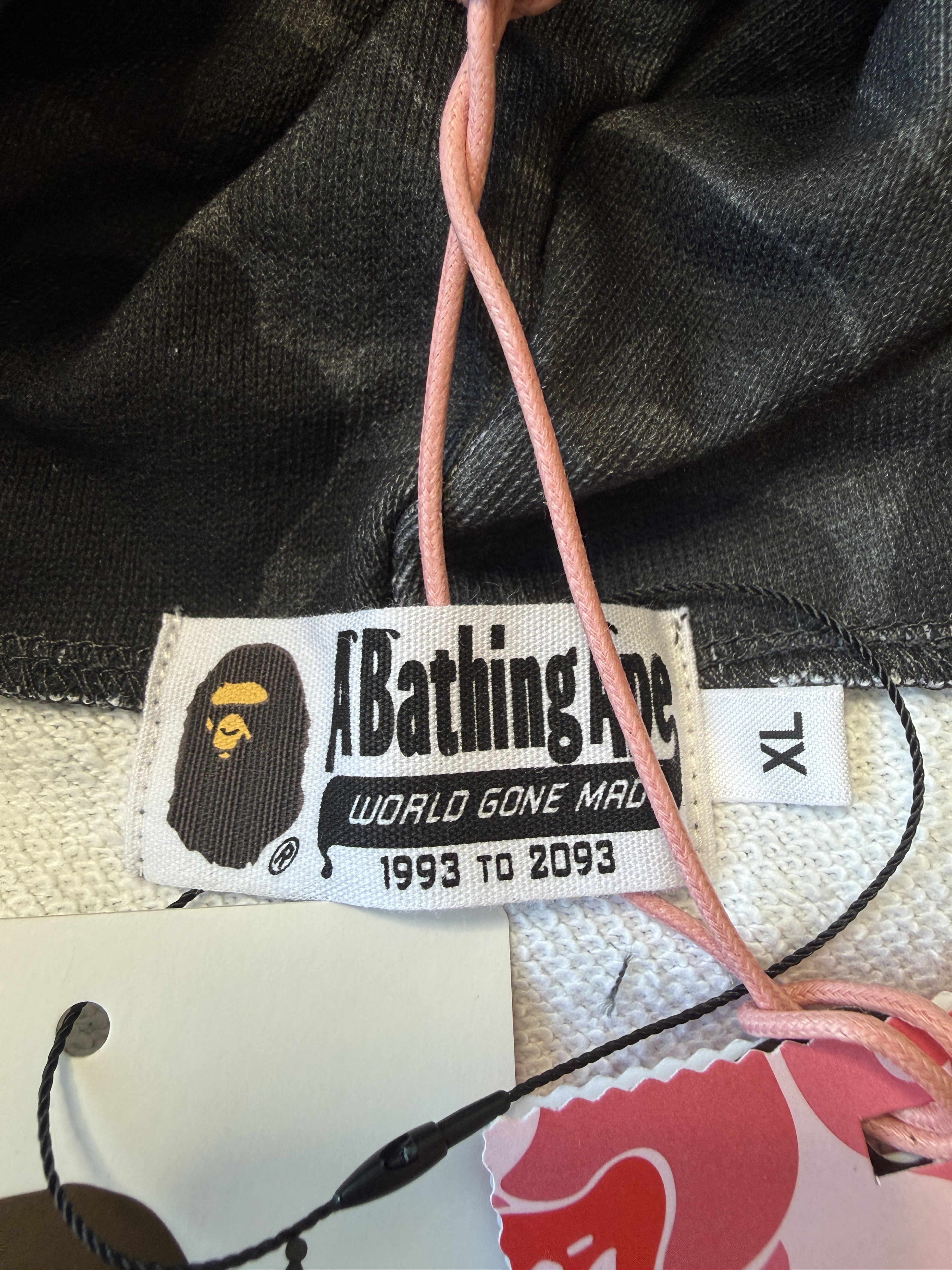 Bape BAPE X KUROMI CAMO FULL ZIP HOODIE Size XL / US 12-14 / IT 48-50 - 15 Thumbnail
