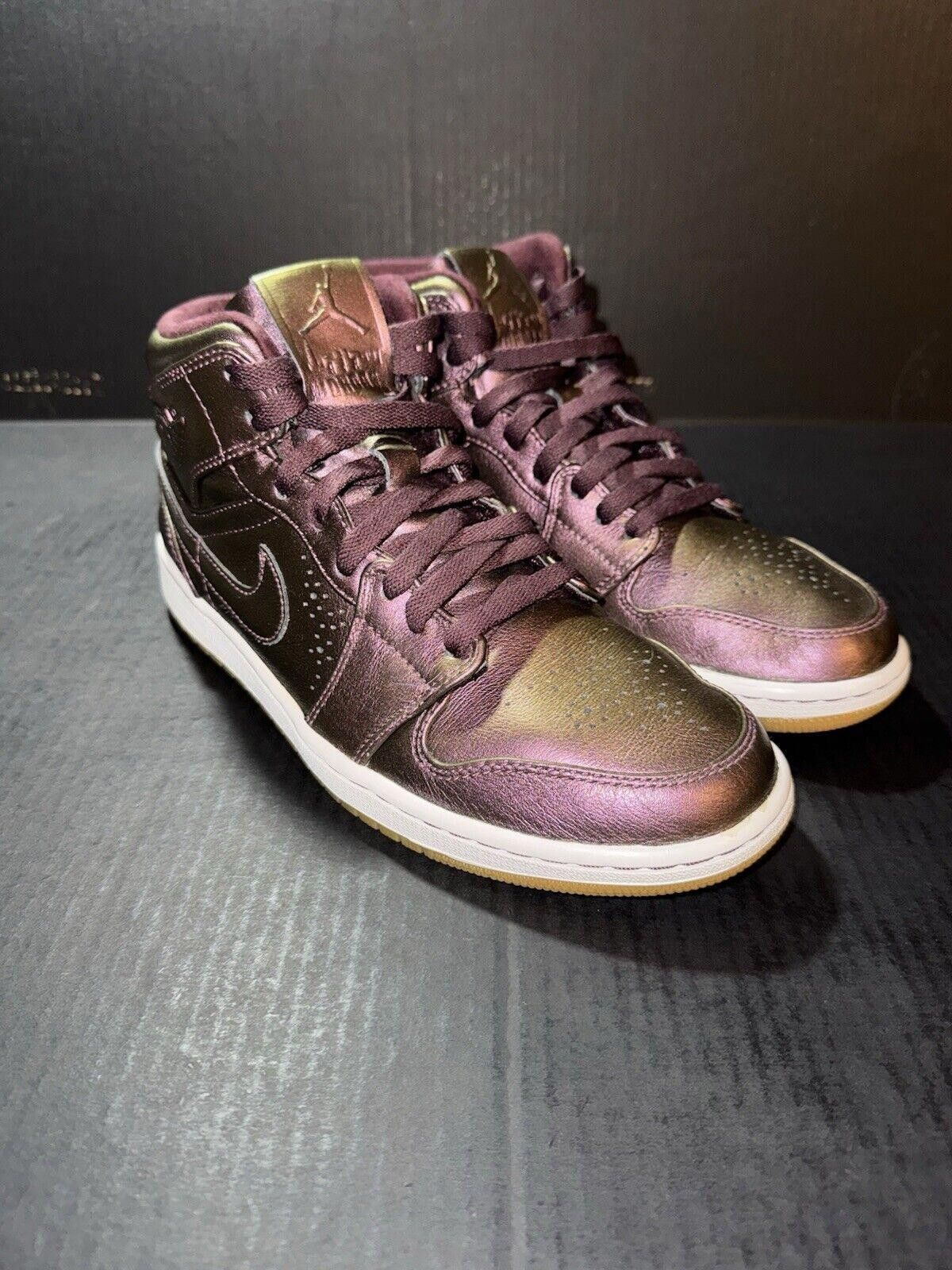 Jordan Brand Nike Air Jordan 1 Retro Mid Nouveau Burgundy 629151-605 Sz 9 Size US 9 / EU 42 - 2 Thumbnail