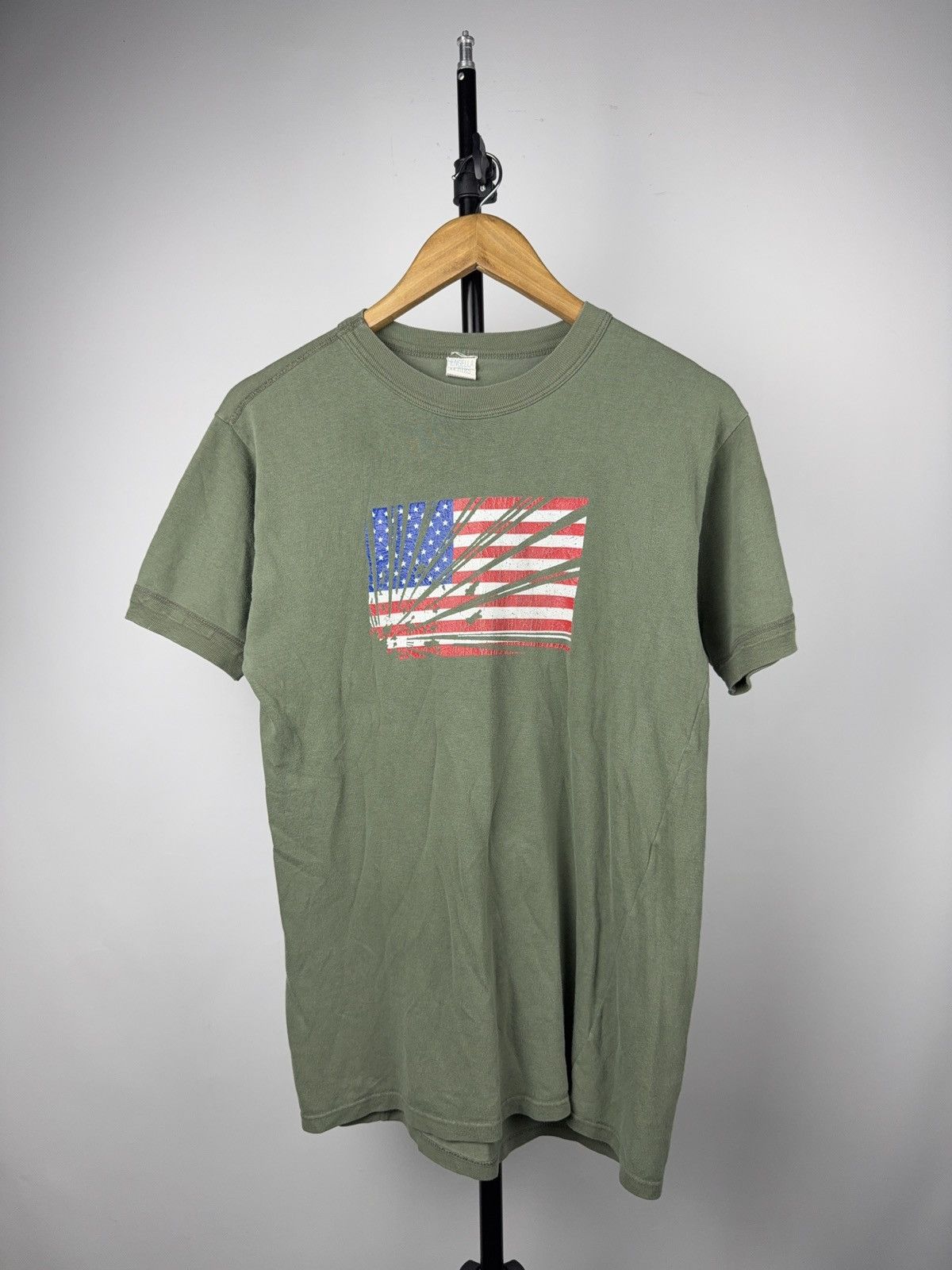 Vintage 00s USA Japan Rising Sun Flag Mashup Tee Distressed Graphic Size US M / EU 48-50 / 2 - 1 Thumbnail