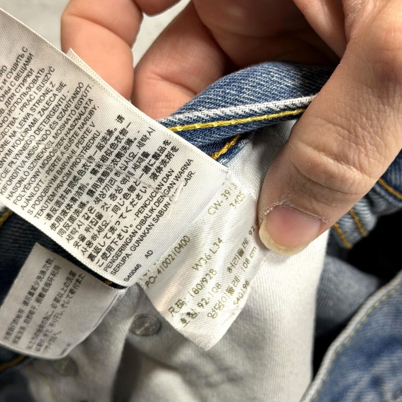 Levi's Levi's 505 Jeans Mens 36x32 Blue Light Wash Regular Fit Straight Distressed Denim Regular Waist Zip Pockets Vintage No Size US 36 / EU 52 - 4 Thumbnail