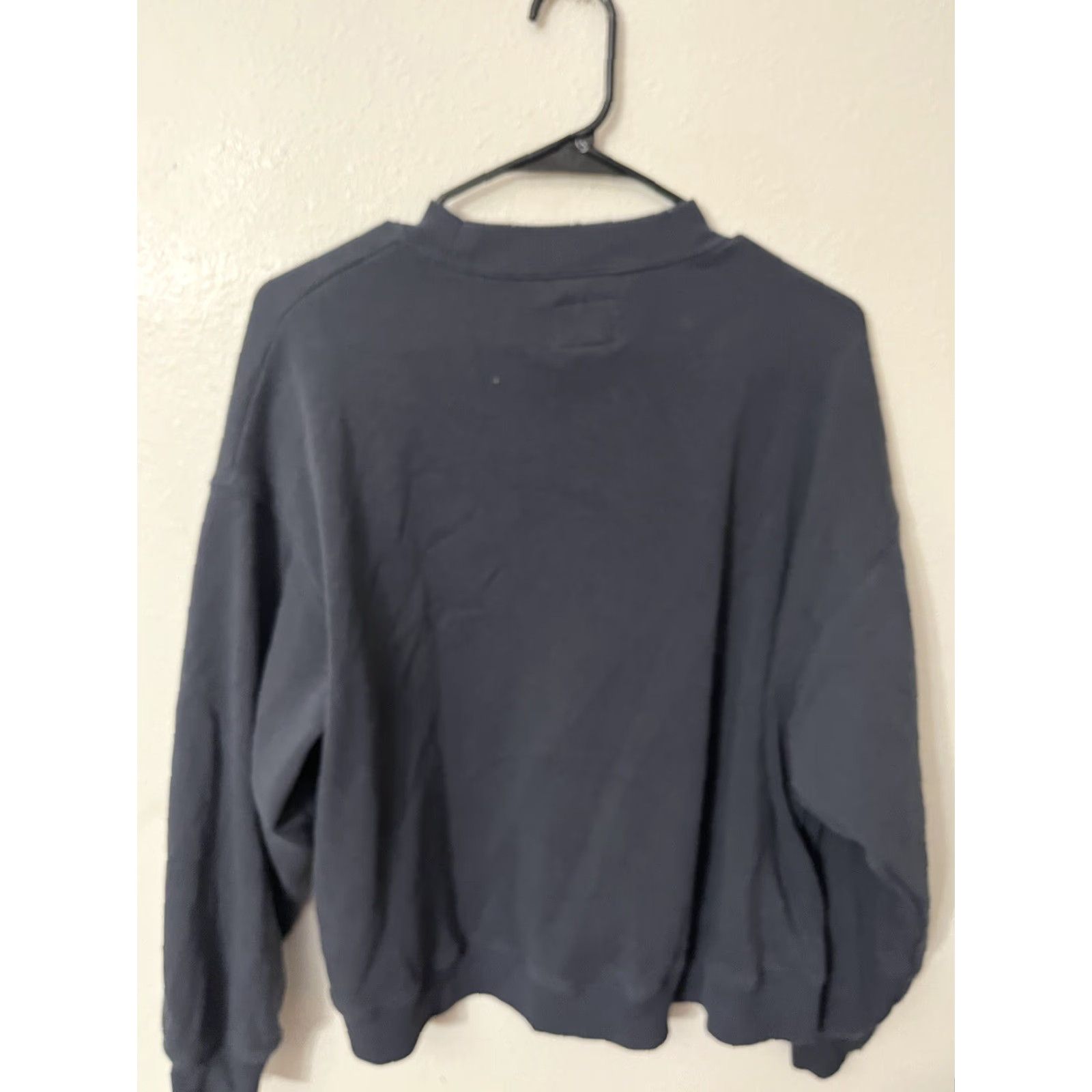 American Eagle Outfitters American Eagle Sweatshirt Women’s size XS Long Sleeve Black Size XS / US 0-2 / IT 36-38 - 2 Thumbnail