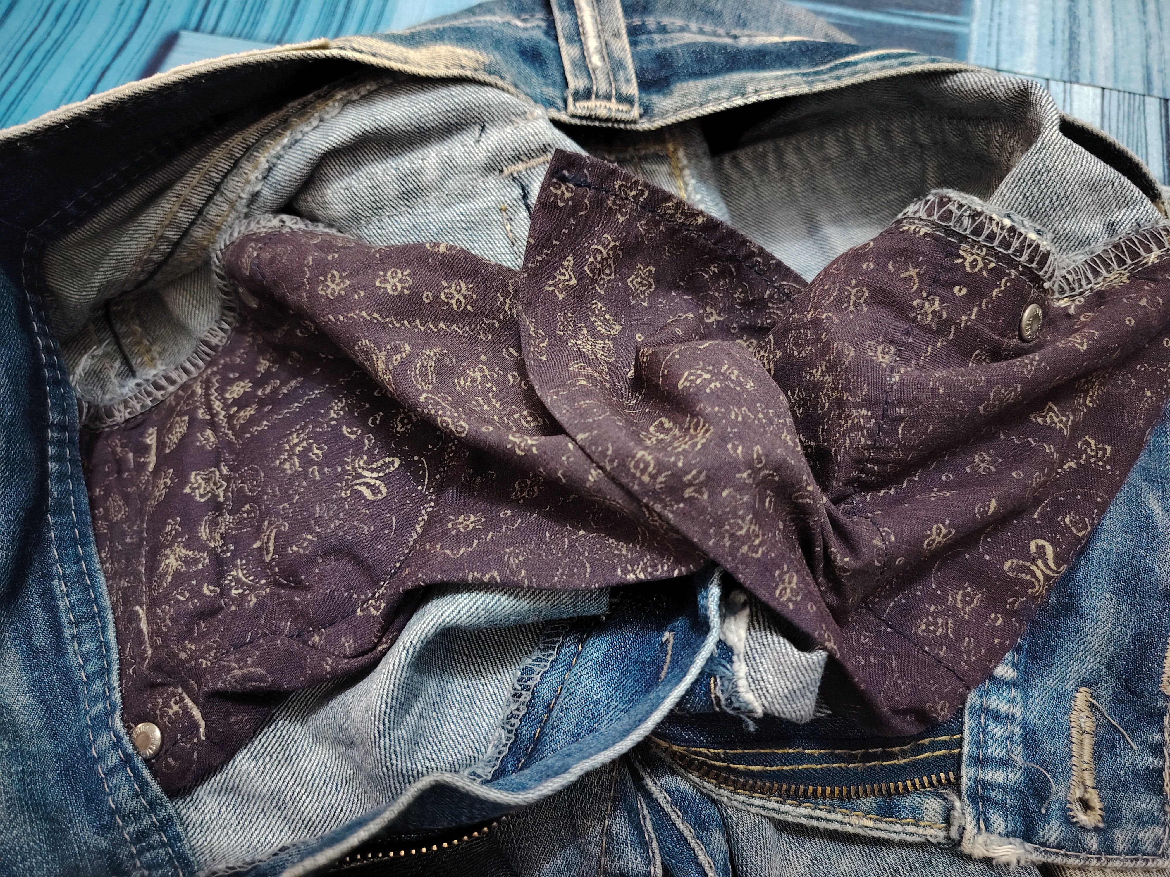 Hysteric Glamour 💥Thrashed💥 90s Buckaroo Flared Jeans Distressed Bootcut Size US 28 / EU 44 - 15 Thumbnail