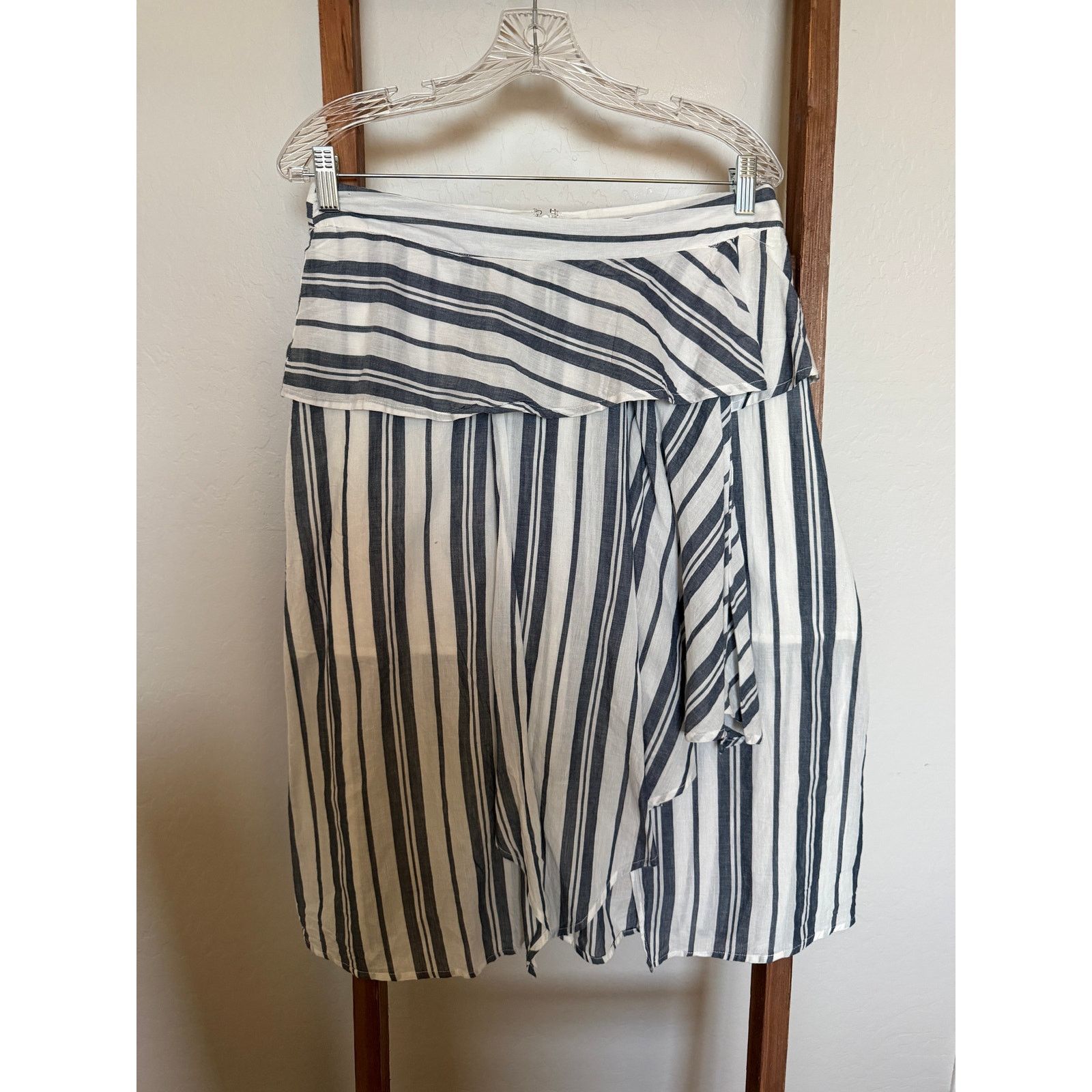 Barker Walter Baker asymmetrical blue and white stripe skirt. Size 30" / US 8 / IT 44 - 2 Thumbnail
