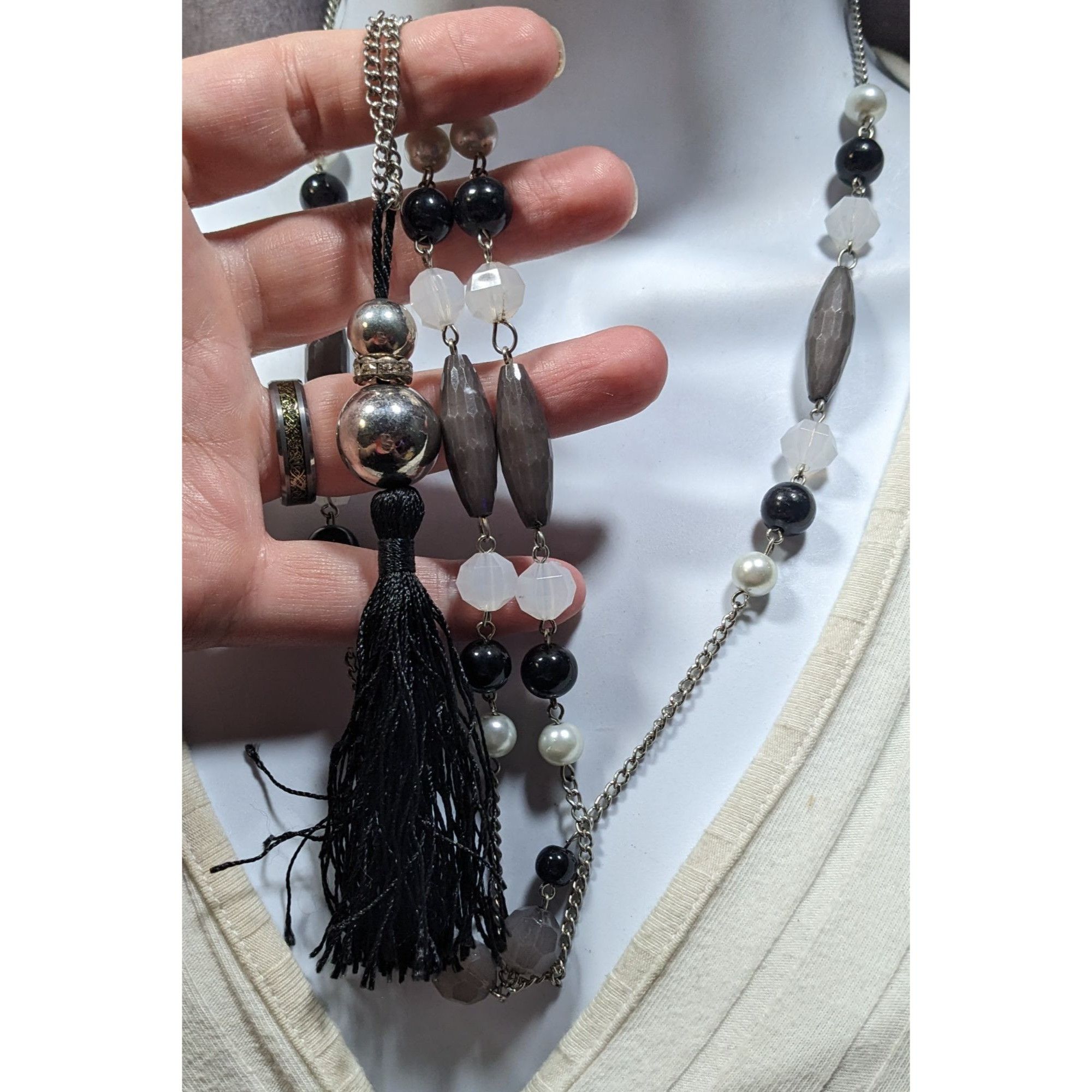 Other Black And Grey Beaded Tassel Necklace With Faux Pearl Accent Size ONE SIZE - 3 Thumbnail