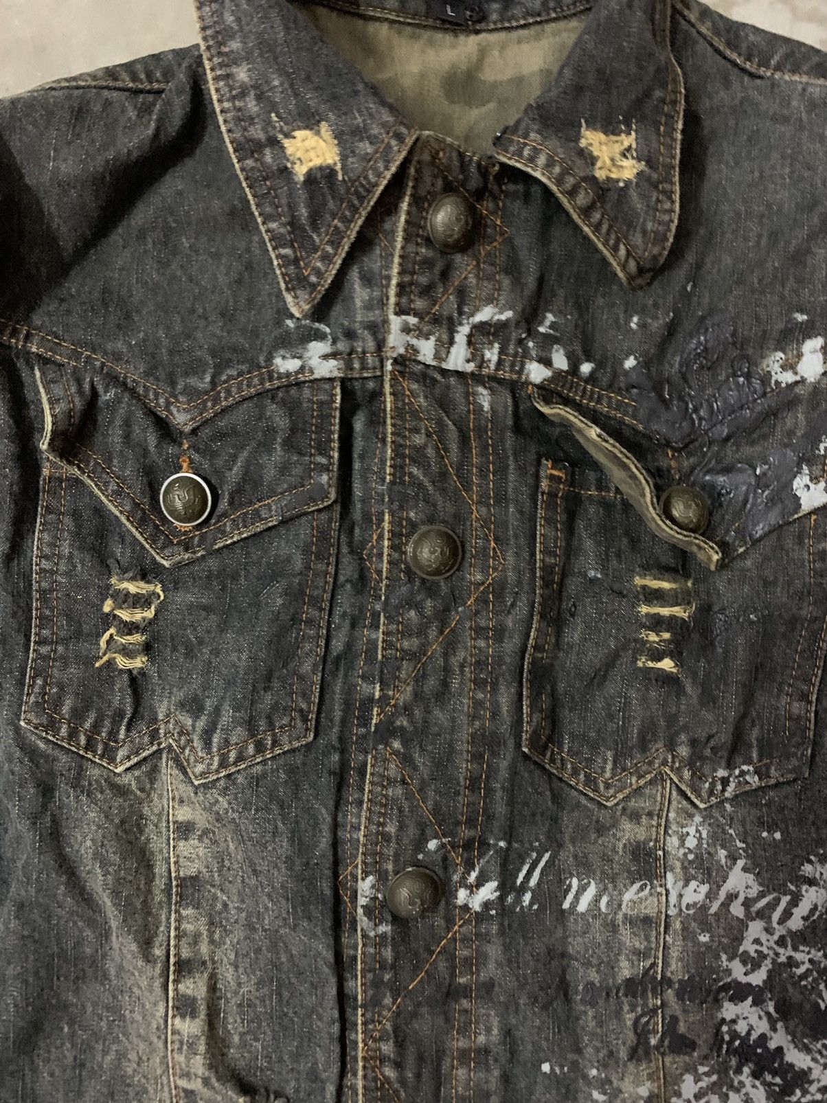 In The Attic × Japanese Brand × Seditionaries In The Attic Art Design Distressed Denim Jacket Size US L / EU 52-54 / 3 - 6 Thumbnail