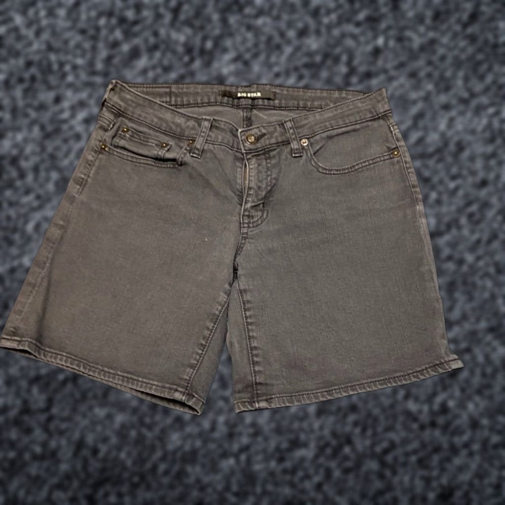 Vintage Big Star Shorts Womens 29 Black Cotton Stretch Dark Wash Streetwear Outdoor Bermuda Casual Travel 5-Pocket Womens Size 29" - 1 Thumbnail