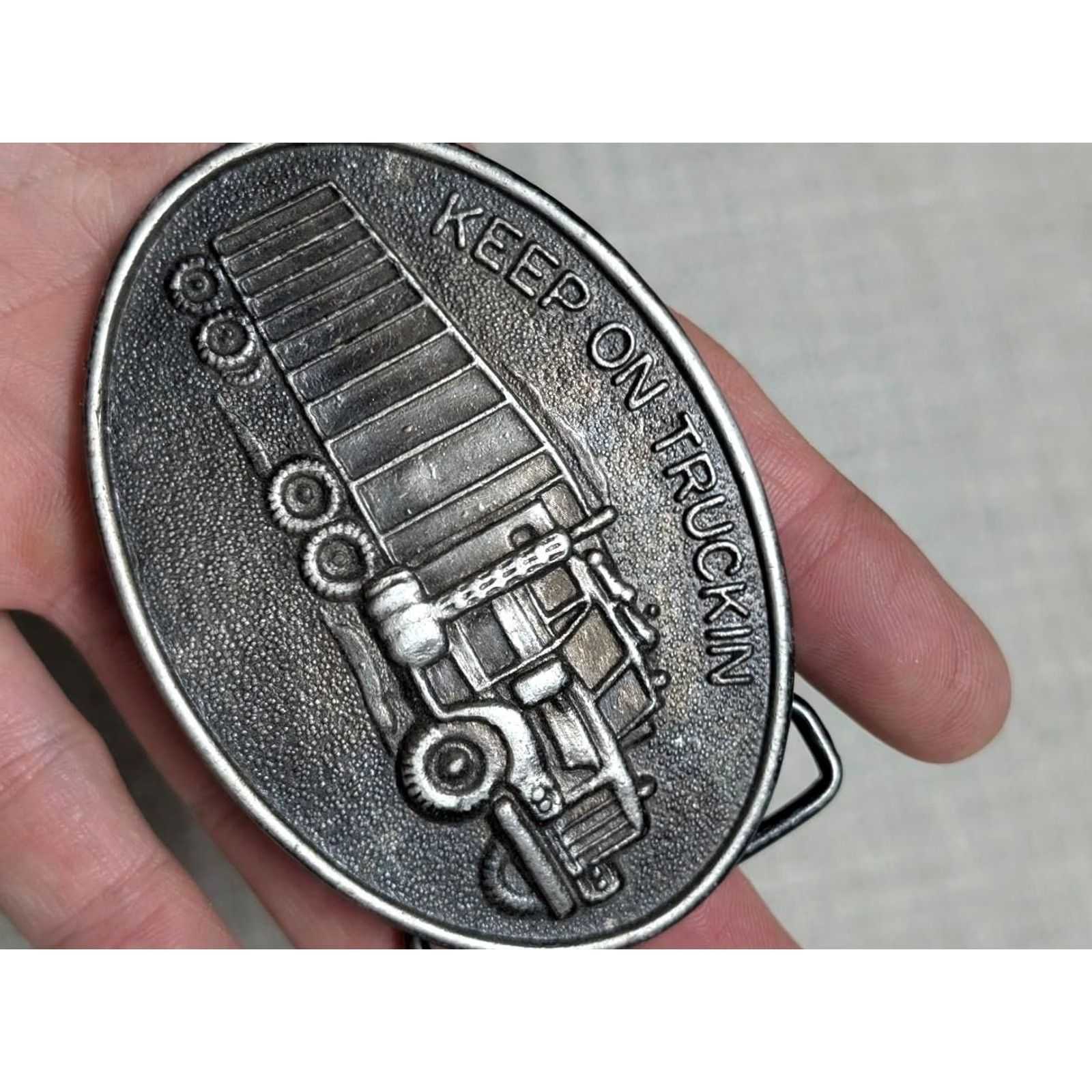 Vintage VINTAGE belt buckle TRUCKER belt Buckle Men Brass western KEEP ON TRUCKING 2.5" x 3.5" fits 1.75" USA Canada Mens Size ONE SIZE - 2 Thumbnail