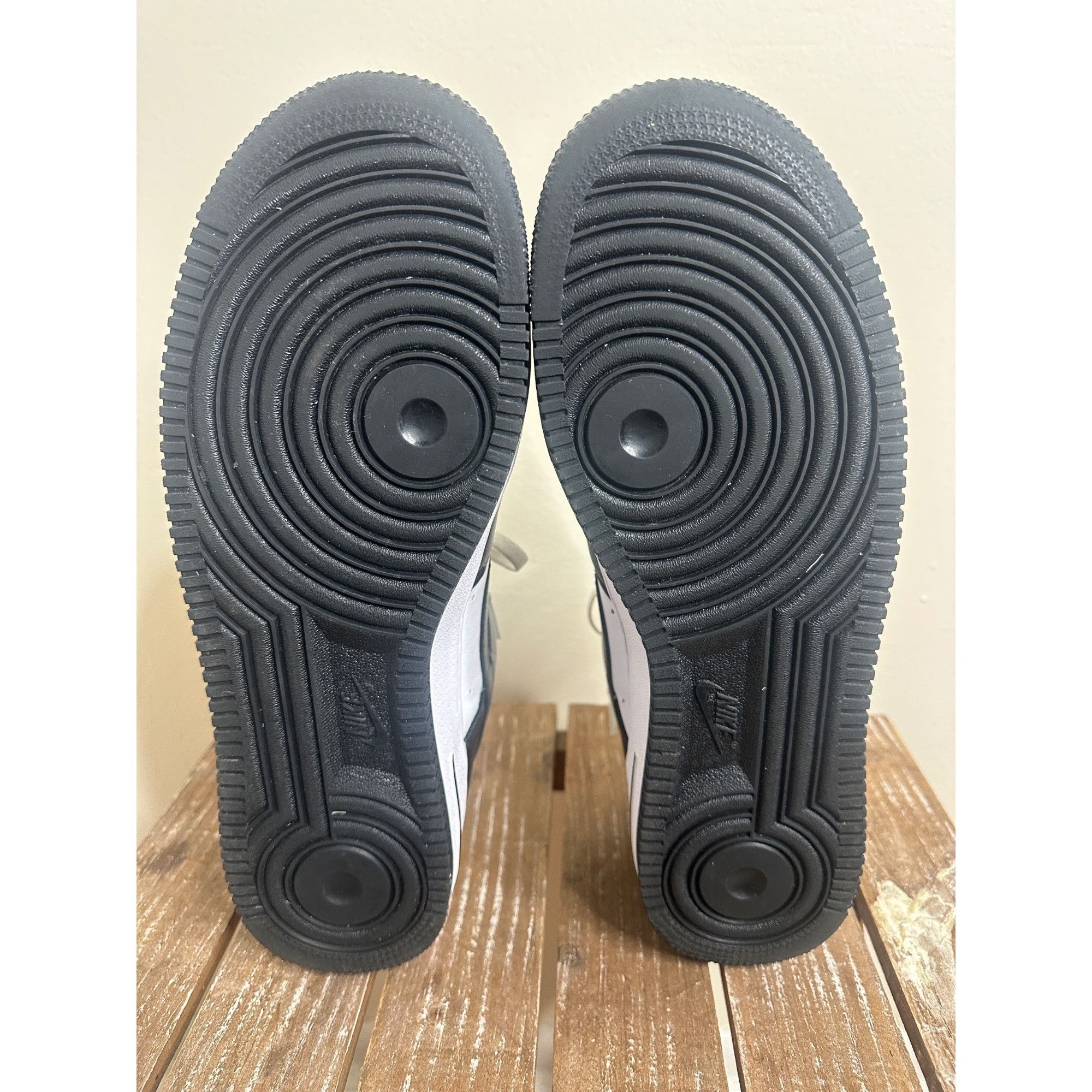 Nike Nike Airforce 1 Terror Squad Blackout Size US 12 / EU 45 - 6 Thumbnail