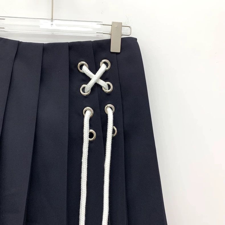 Prada Prada 24 dark blue tie sheep wool pleated skirts 2505-Nexta Size 24" / US 00 / IT 34 - 3 Thumbnail