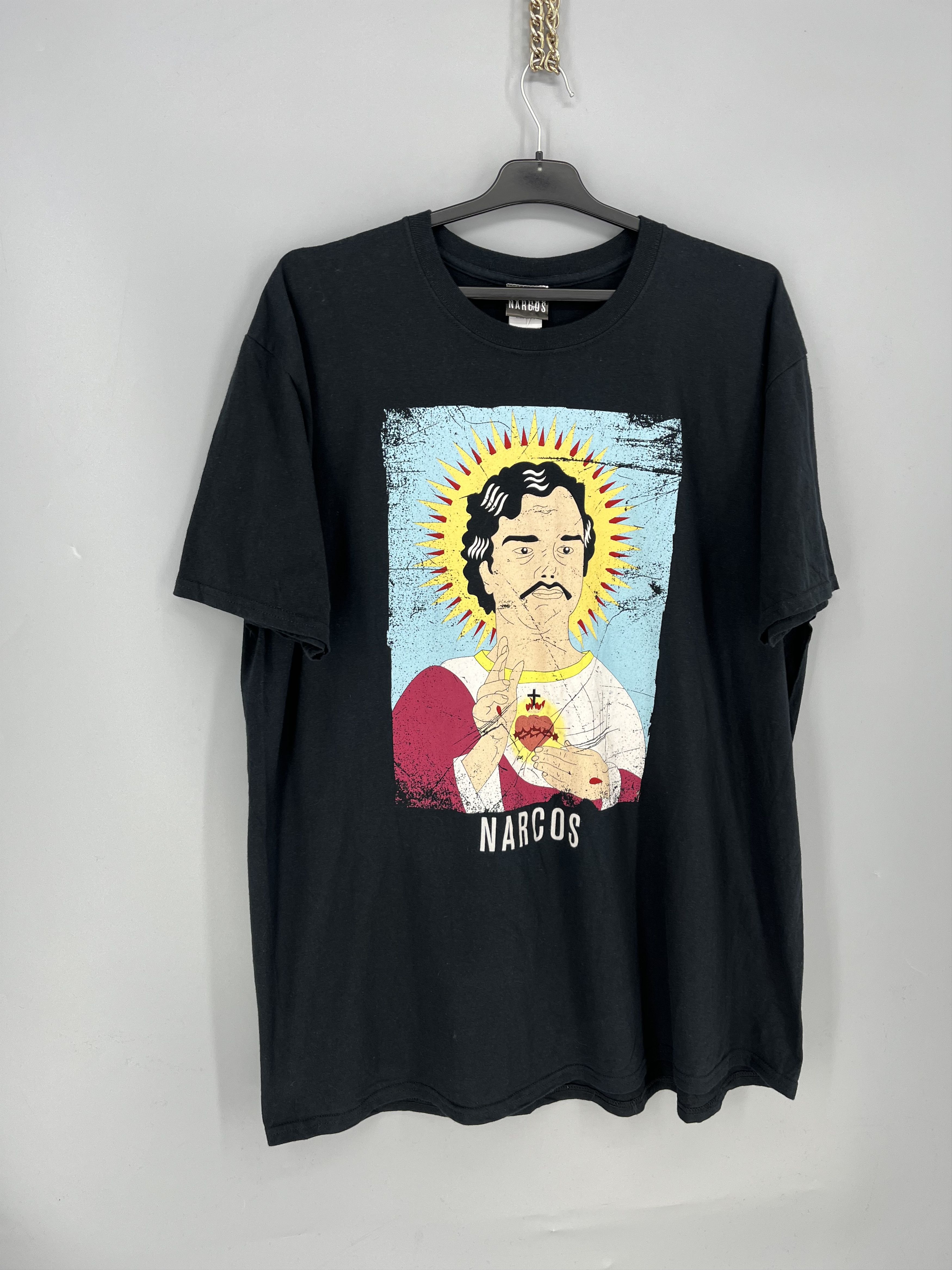 Vintage Vintage Narcos Pablo Escobar "Saint Pablo" Graphic Tee Size US XXL / EU 58 / 5 - 2 Thumbnail