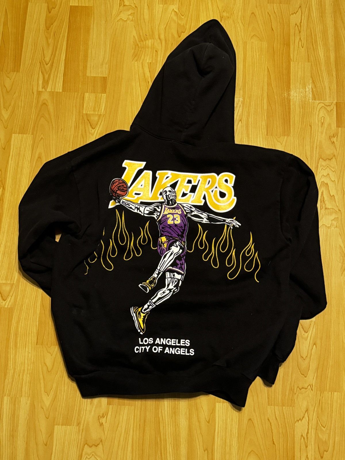 L.A. Lakers × Lakers × Warren Lotas Warren Lotas LA lakers Lebron  