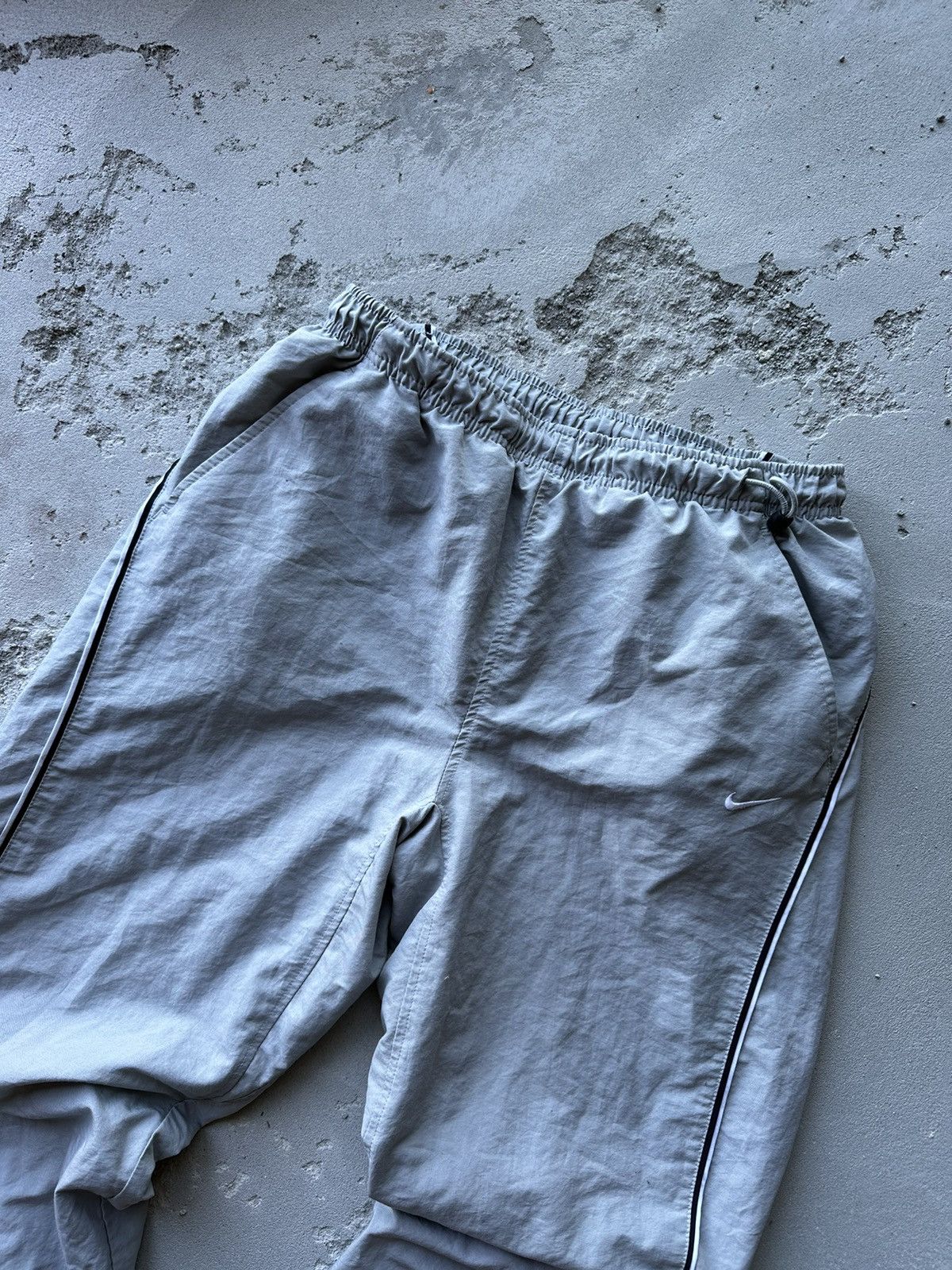 Nike Vintage Y2K Nike Nylon Drill Track Pants Double Swoosh Size US 32 / EU 48 - 3 Thumbnail