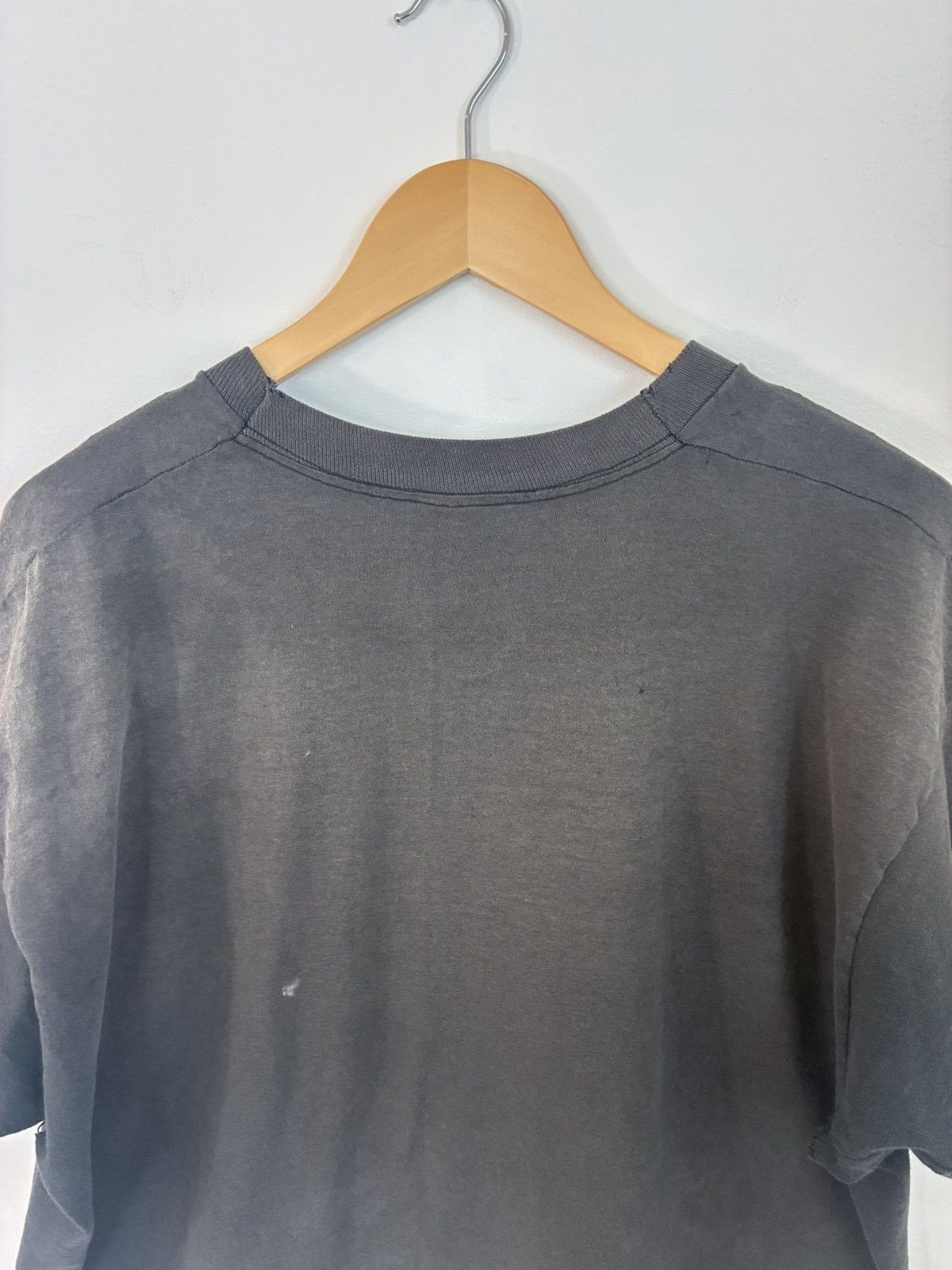Vintage Sun Faded Native Animal Graphic Single Stitch Thrashed Tee Size US XXL / EU 58 / 5 - 7 Thumbnail