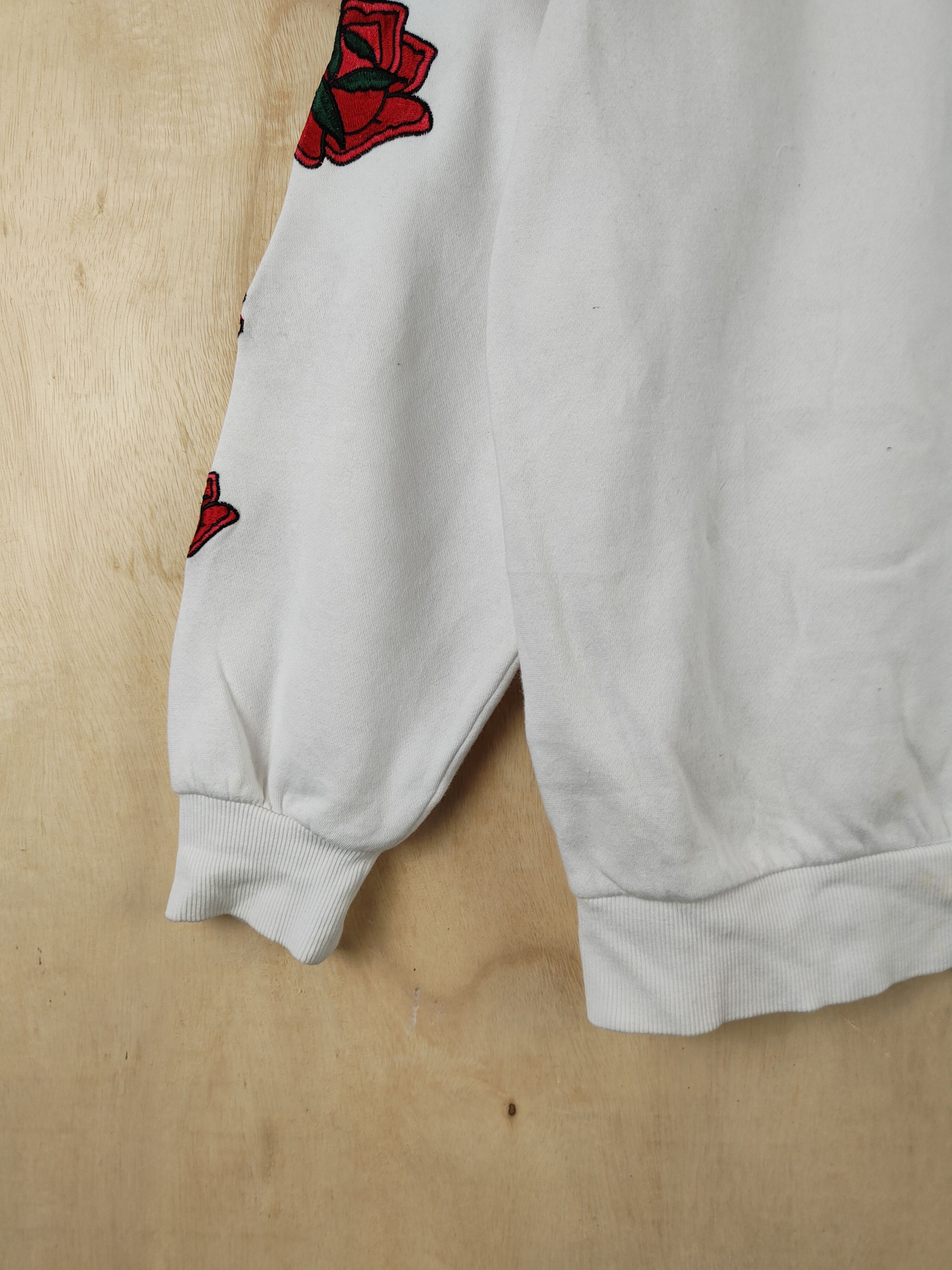Japanese Brand Japan criticism White Flowers Sweatshirts #S2634 Size US L / EU 52-54 / 3 - 4 Thumbnail