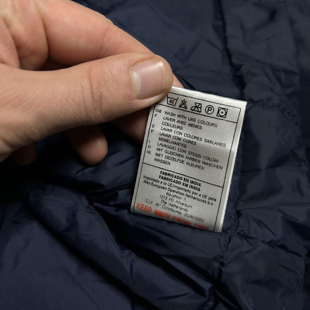 Nike Vintage nike padded jacket Size US XL / EU 56 / 4 - 14 Thumbnail