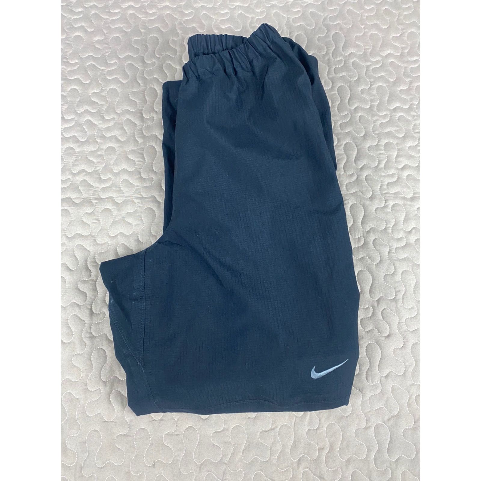 Nike ACG VINTAGE Nike ACG All Condition Gear Jogger Pants Mens L Black Nike ACG Windbreaker Jogger Pants Mens L Black Size US 33 - 6 Thumbnail