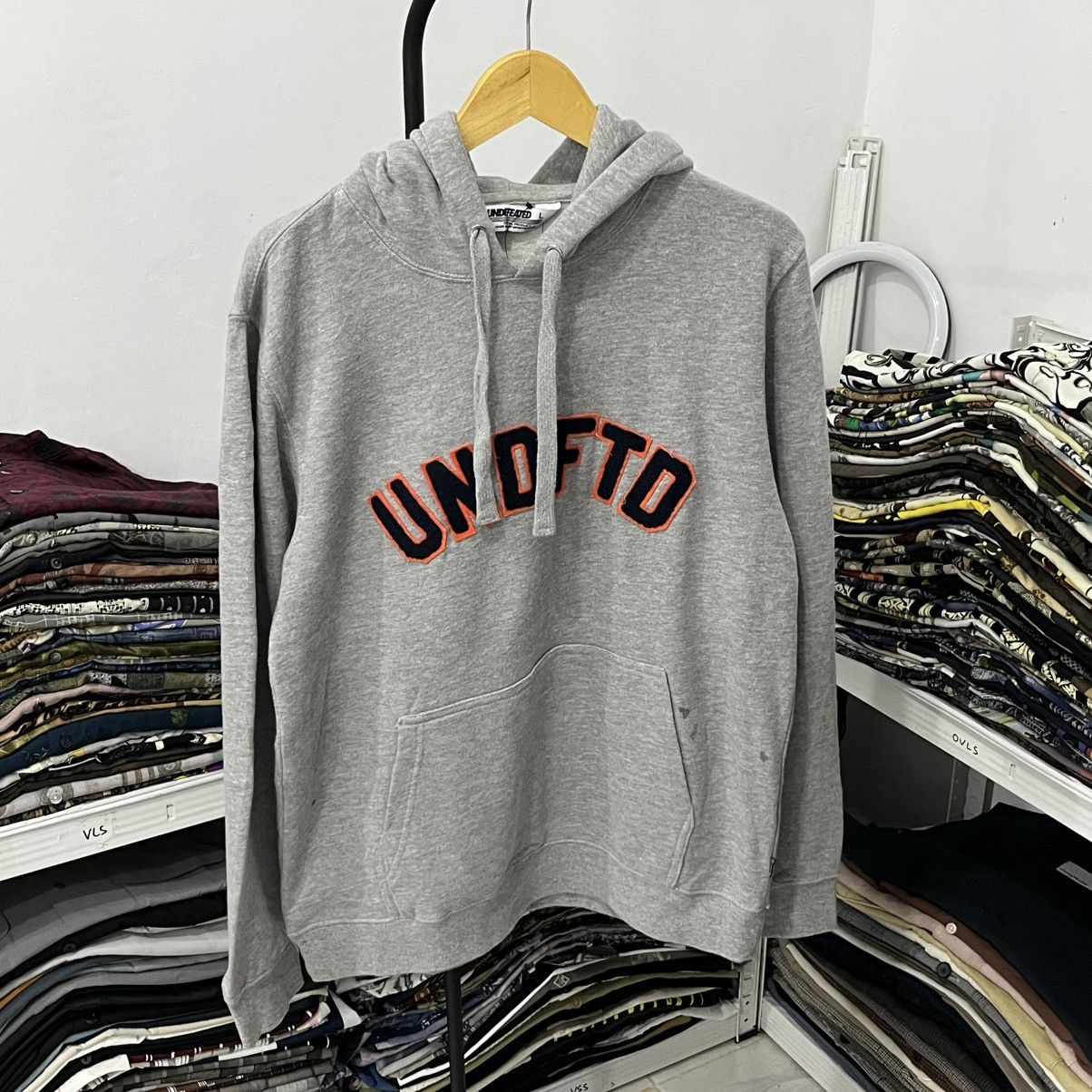 Undefeated Undefeated / UNDFTD Arch Logo Pullover Hoodie Size US L / EU 52-54 / 3 - 2 Thumbnail