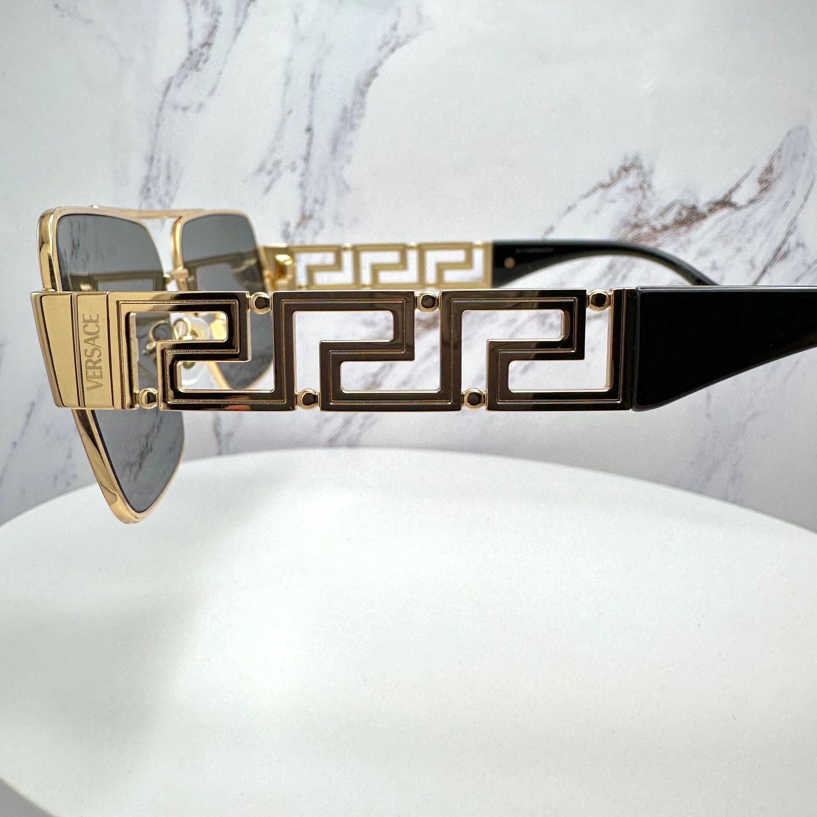 Versace New VERSACE Sunglasses Gold Metal Greca Logo Rectangle Size ONE SIZE - 11 Thumbnail