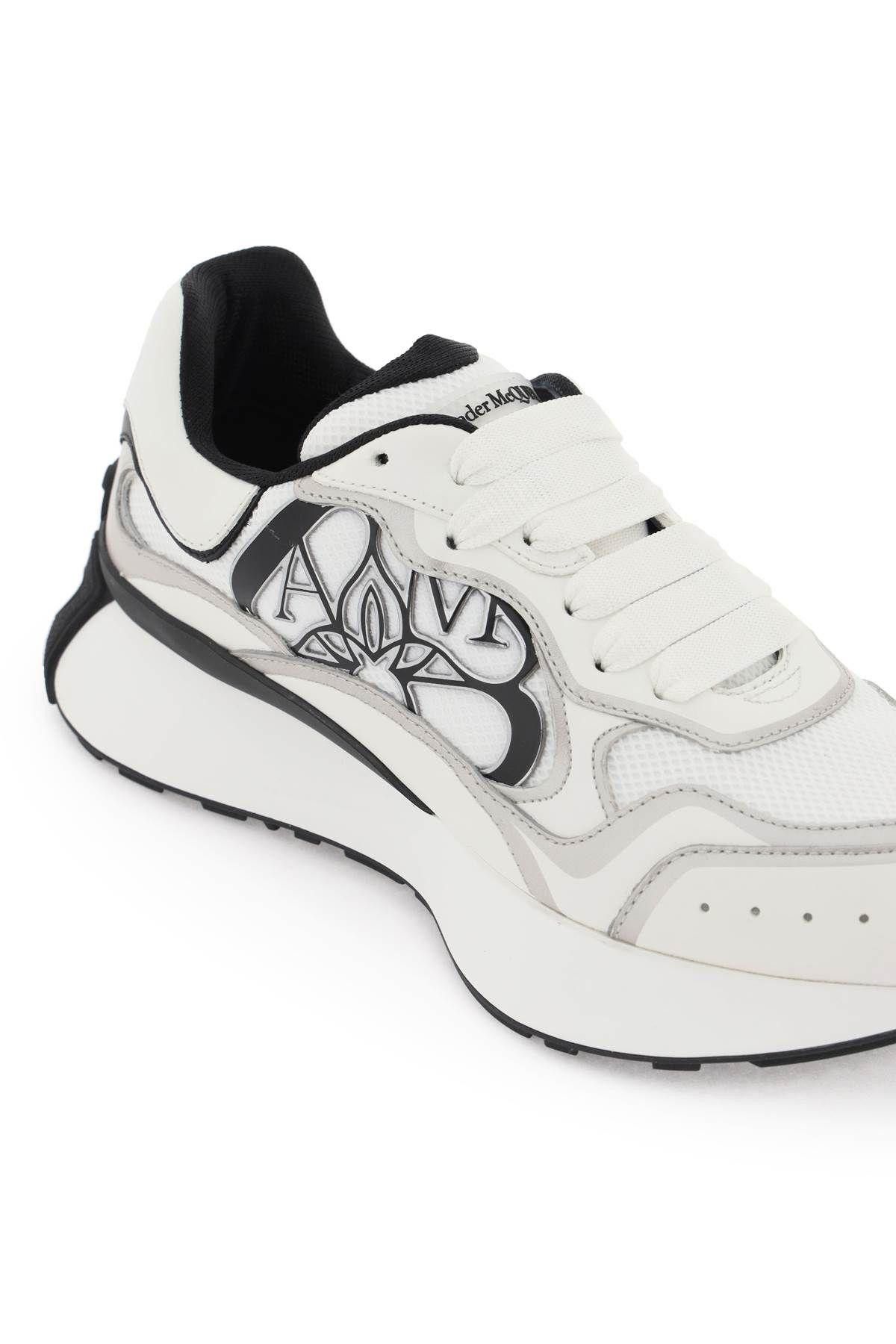 Alexander McQueen o1w1db10725 Sprint Runner in White/Black Size US 12 / EU 45 - 3 Thumbnail