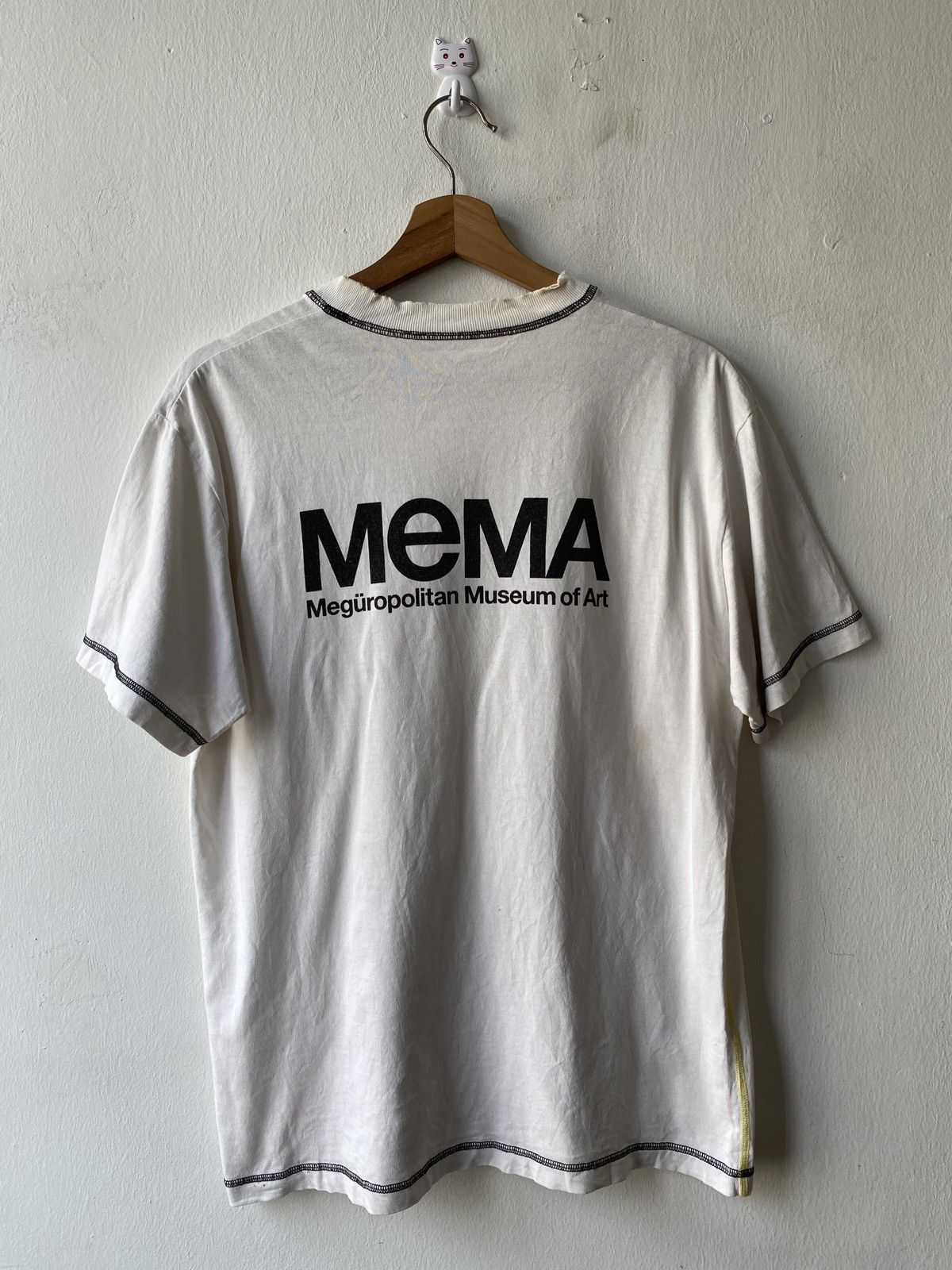 Art Comes First × Fuck Art, Make Tees 2000s - MEMA Meguropolitan Museum Of Art Tokyo Distressed Size US M / EU 48-50 / 2 - 4 Thumbnail